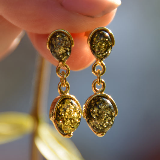 Elegant earrings in natural green Amber and 18k gold-plated 925 Sterling Silver, MJ Baltica, BZK179