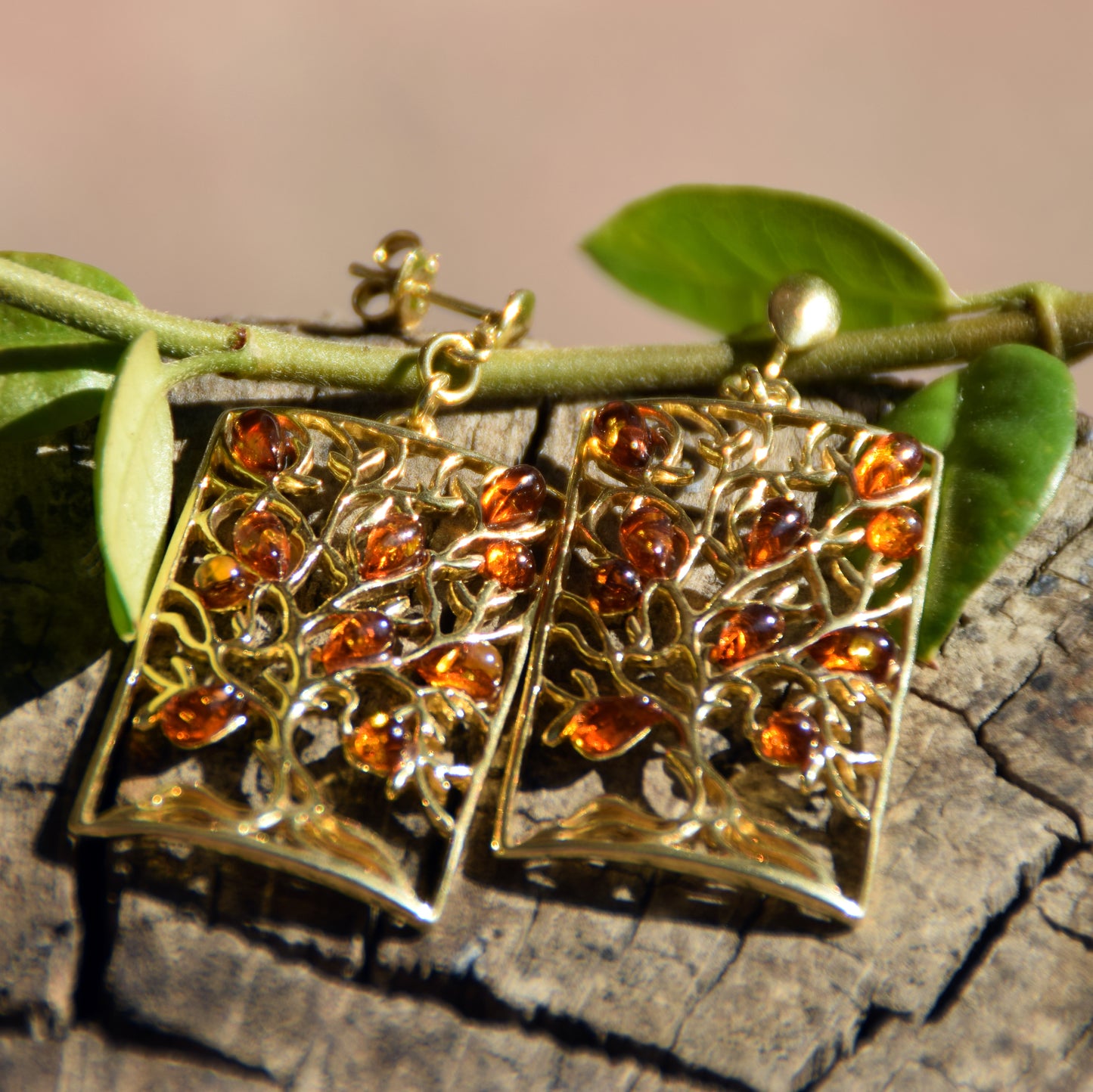 Elegant earrings with tree of life in natural cognac amber and 18k gold-plated 925 sterling silver, MJ Baltica, BZK181