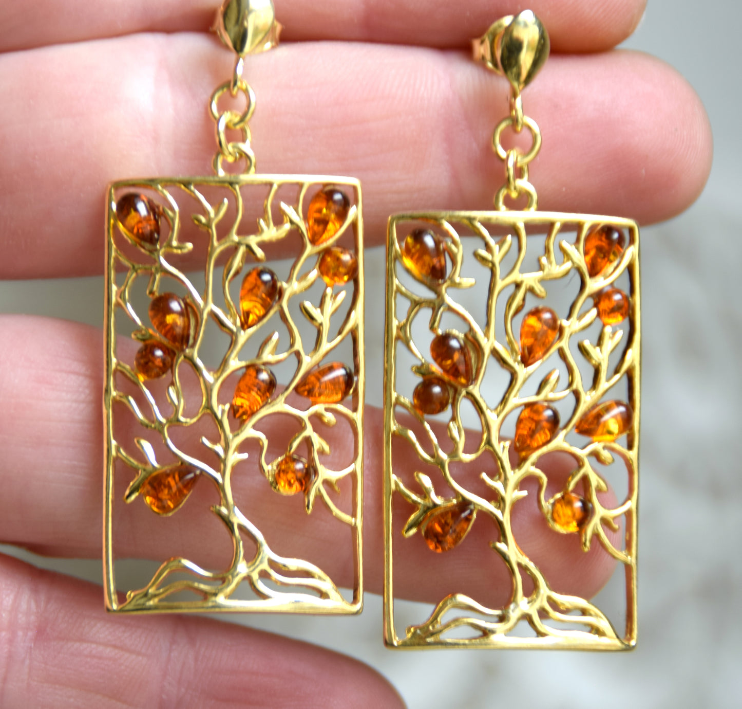 Elegant earrings with tree of life in natural cognac amber and 18k gold-plated 925 sterling silver, MJ Baltica, BZK181