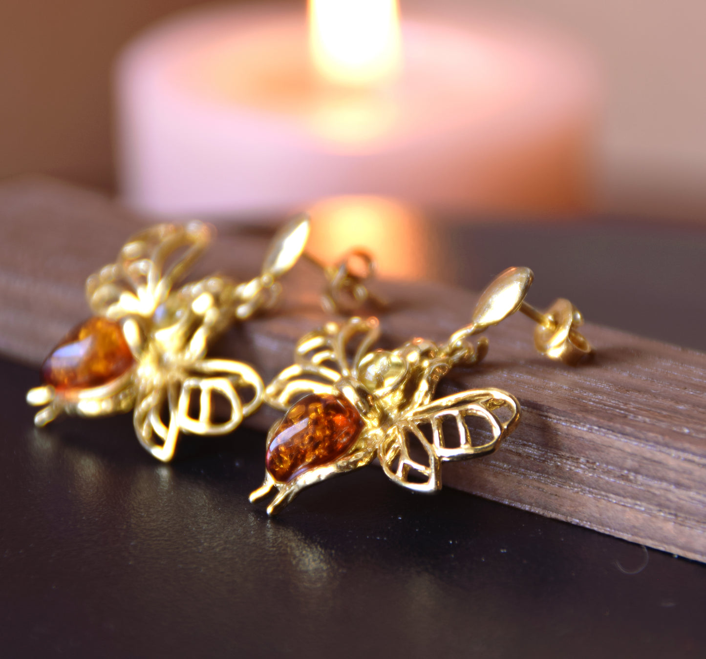 Elegant bee earrings with natural cognac and gold amber and 18k Gold plated 925 Sterling Silver, MJ Baltica, BZK182