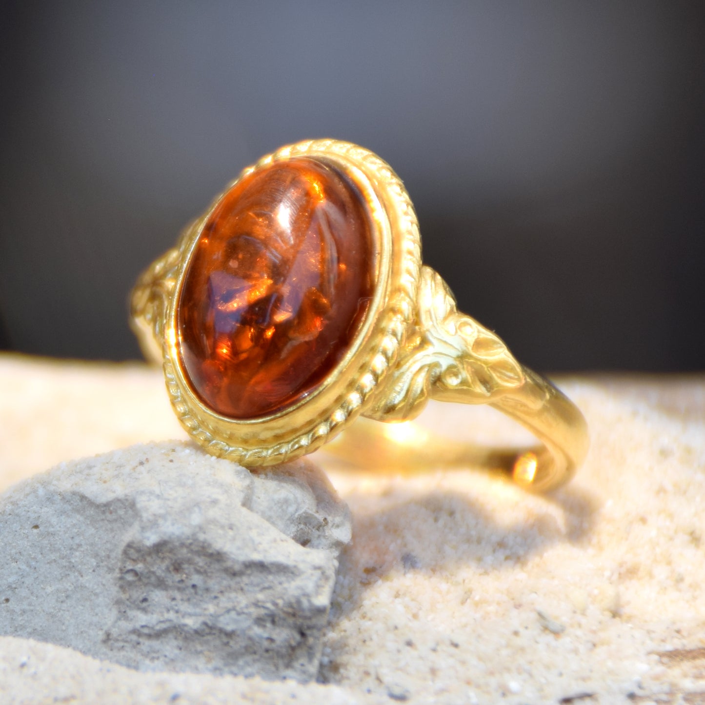 Classic oval ring in vintage style made with natural cognac-colored Amber and 18k Gold-plated Silver, MJ Baltica, BZP034