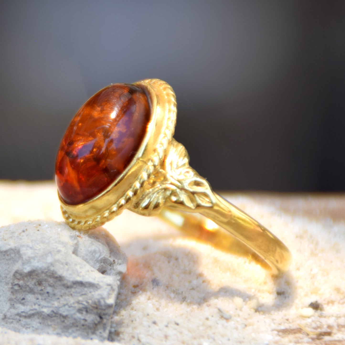 Classic oval ring in vintage style made with natural cognac-colored Amber and 18k Gold-plated Silver, MJ Baltica, BZP034
