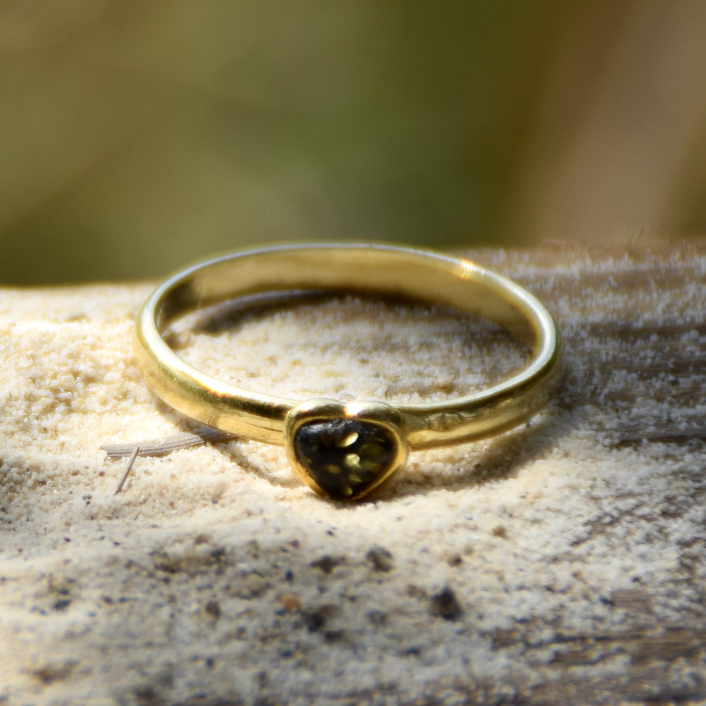 Ring with delicate heart created in natural green Amber and 18k Gold plated Silver, MJ Baltica, BZP048