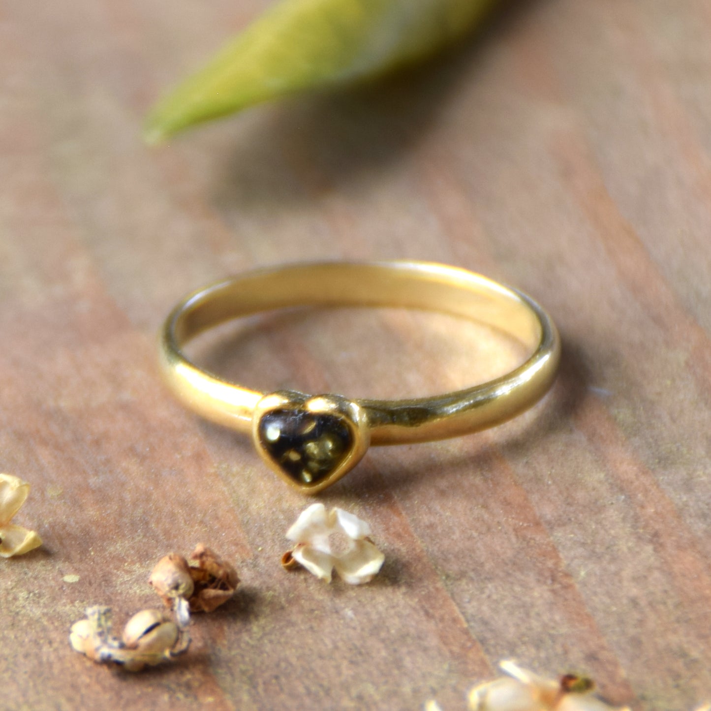 Ring with delicate heart created in natural green Amber and 18k Gold plated Silver, MJ Baltica, BZP048