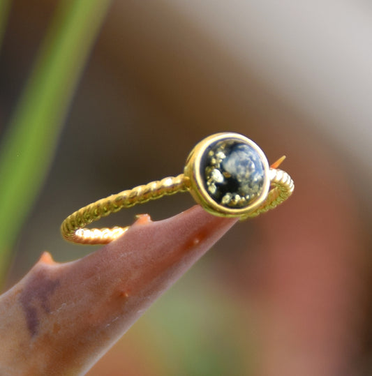 MJ Baltica, Anello, Ambra naturale Baltica, Argento placcato in Oro 18k, ambra verde, BZP050