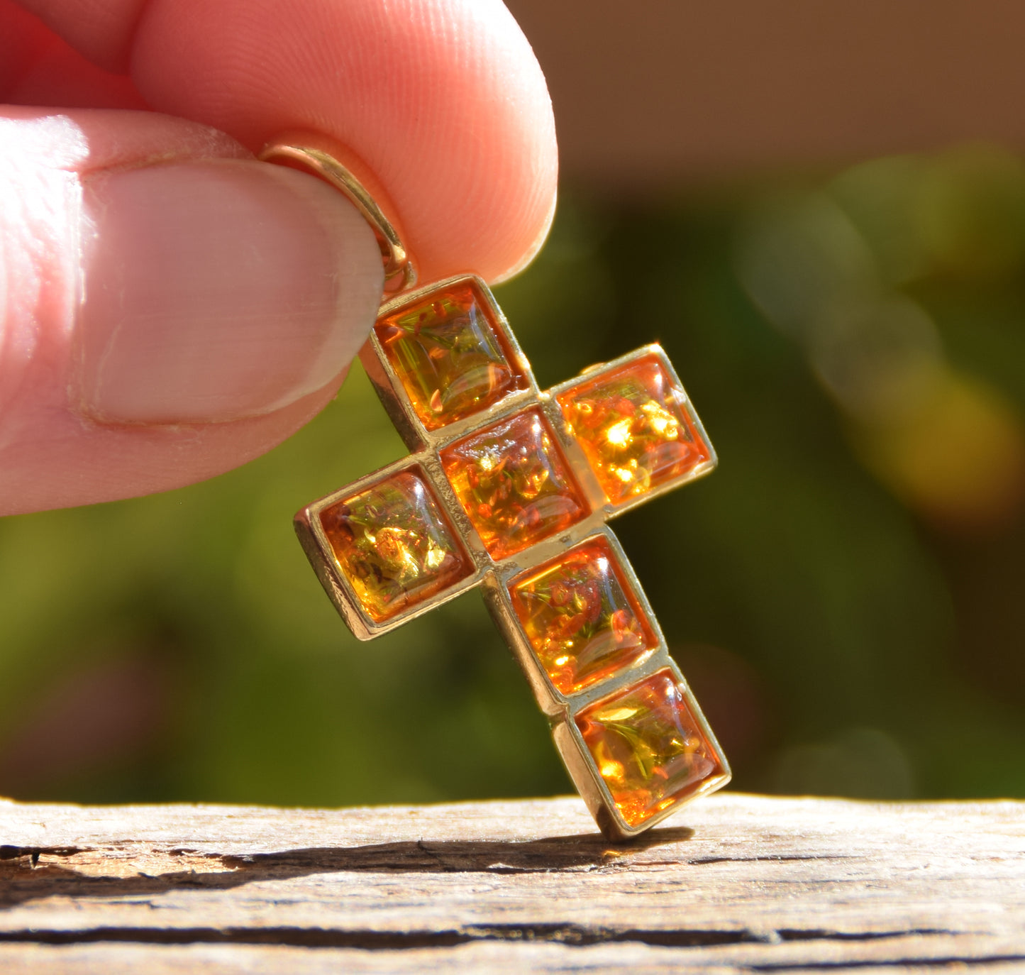 Cognac-colored natural Amber and 18k Gold-plated Silver cross pendant, MJ Baltica, BZW002
