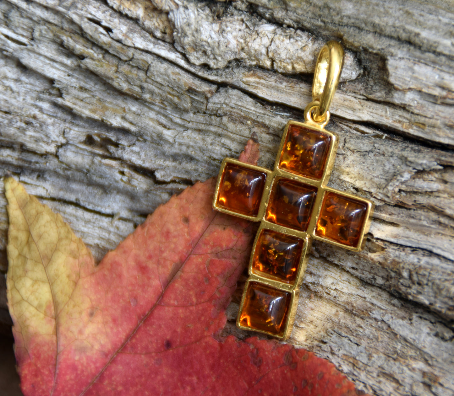 MJ Baltica, Pendant, natural Baltic Amber, Silver, 14k Gold plated, Cross, cognac, BZW002