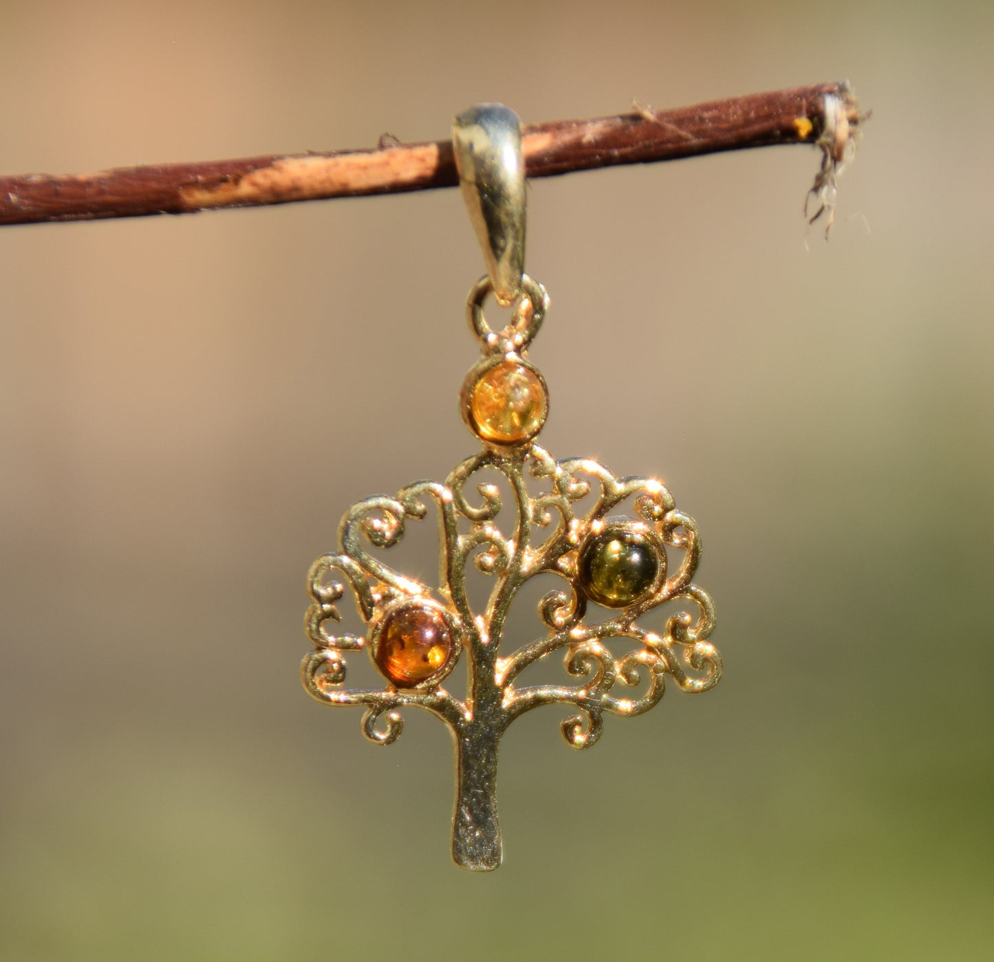 Pendant with Tree of Life in 18k Gold Plated Silver and natural Amber of various shades, MJ Baltica BZW033