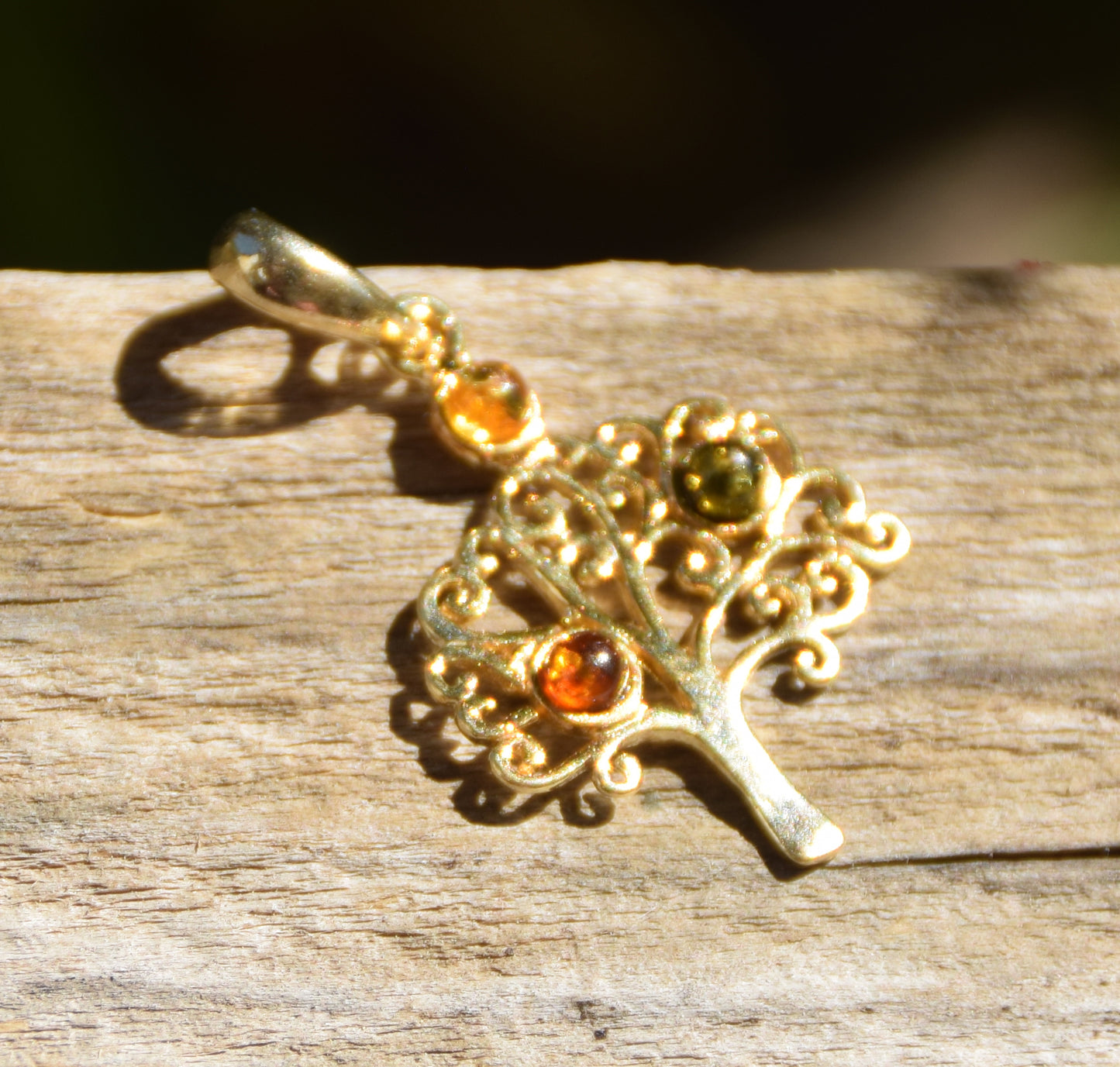 Pendant with Tree of Life in 18k Gold Plated Silver and natural Amber of various shades, MJ Baltica BZW033