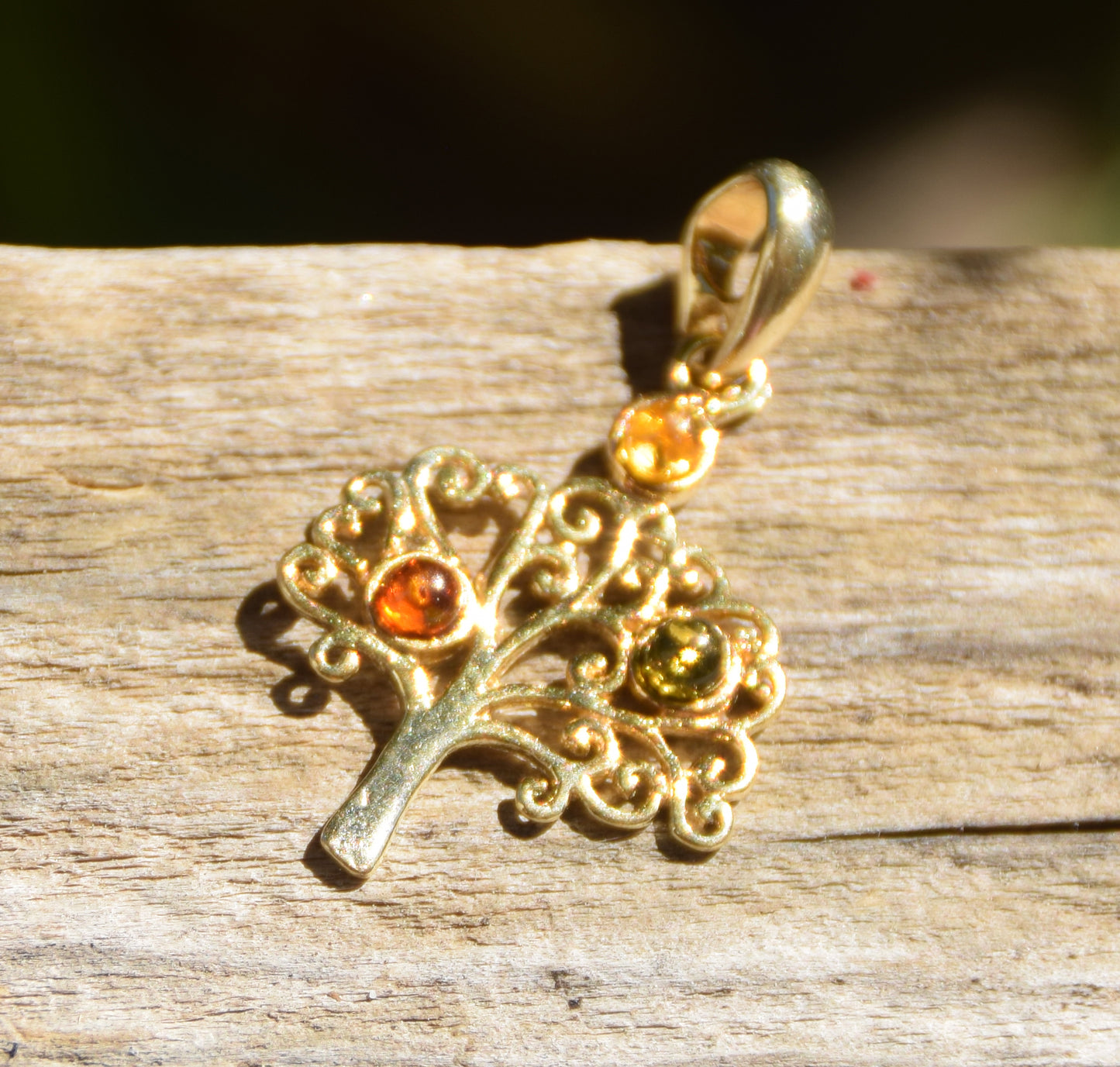 Pendant with Tree of Life in 18k Gold Plated Silver and natural Amber of various shades, MJ Baltica BZW033