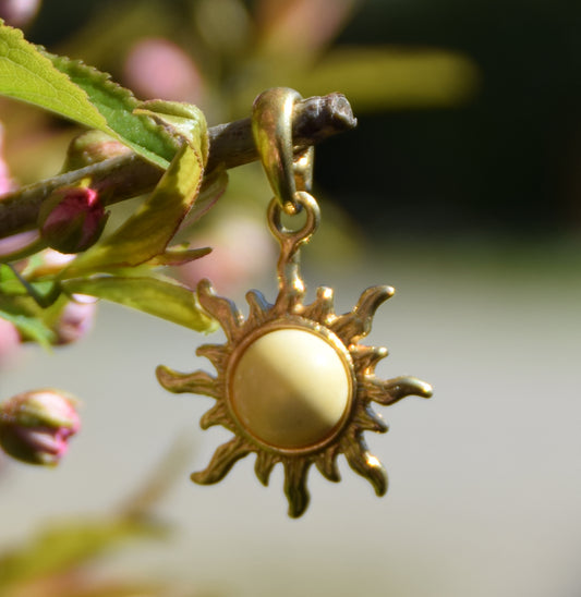 MJ Baltica, ciondolo Ambra naturale Argento, placcato in Oro 18k, Ambra Imperiale, sole, BZW043