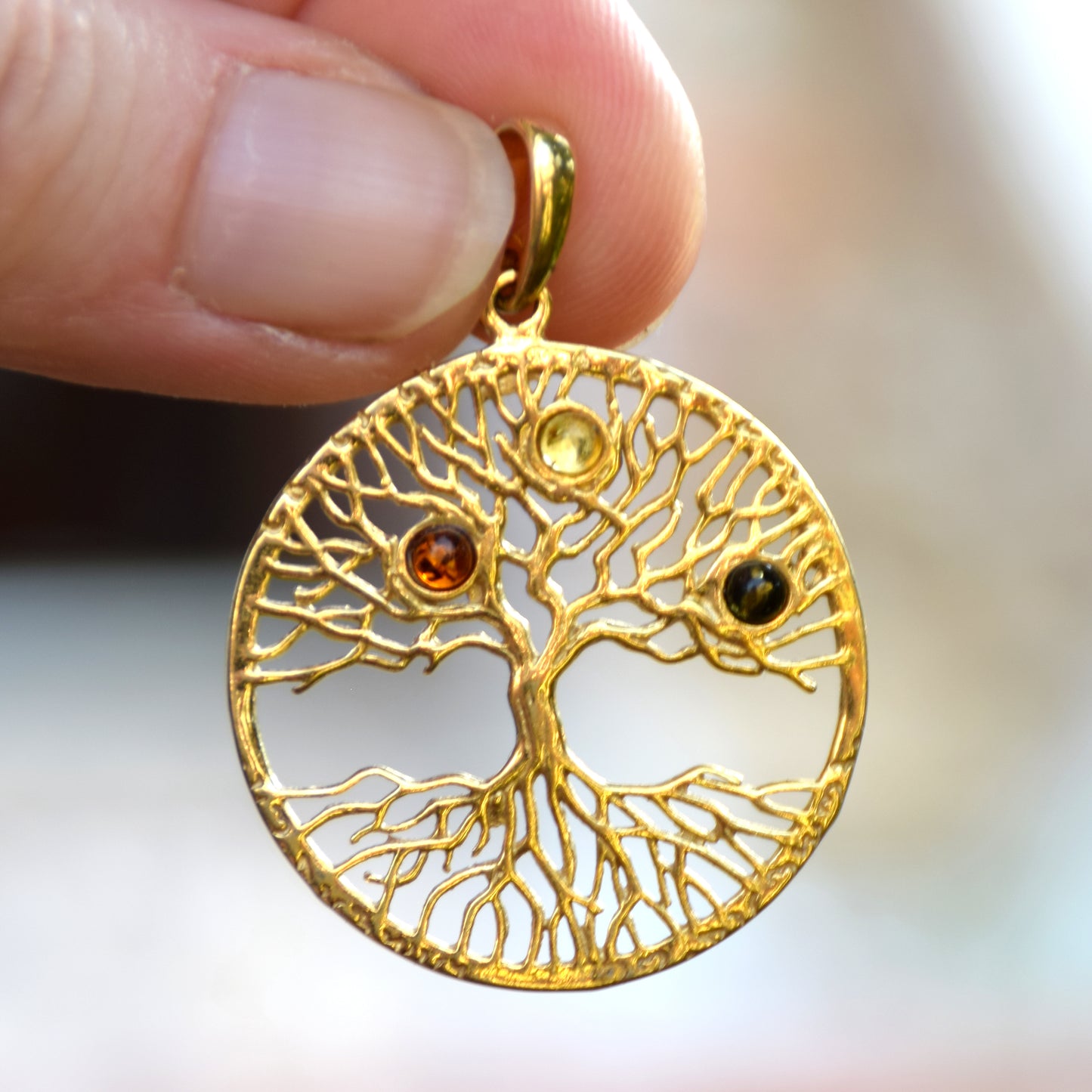 Ciondolo con albero della vita in Ambra naturale di varie tonalità e Argento 925 placcato in Oro 18k, MJ Baltica, BZW059