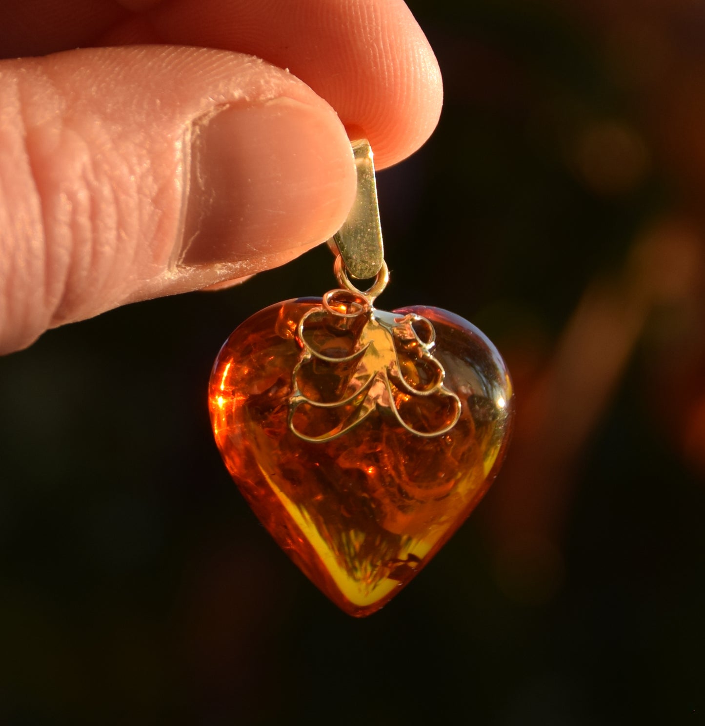 MJ Baltica, ciondolo grande Cuore, Ambra naturale, Argento, placcato Oro 18k, filigrana, BZW077