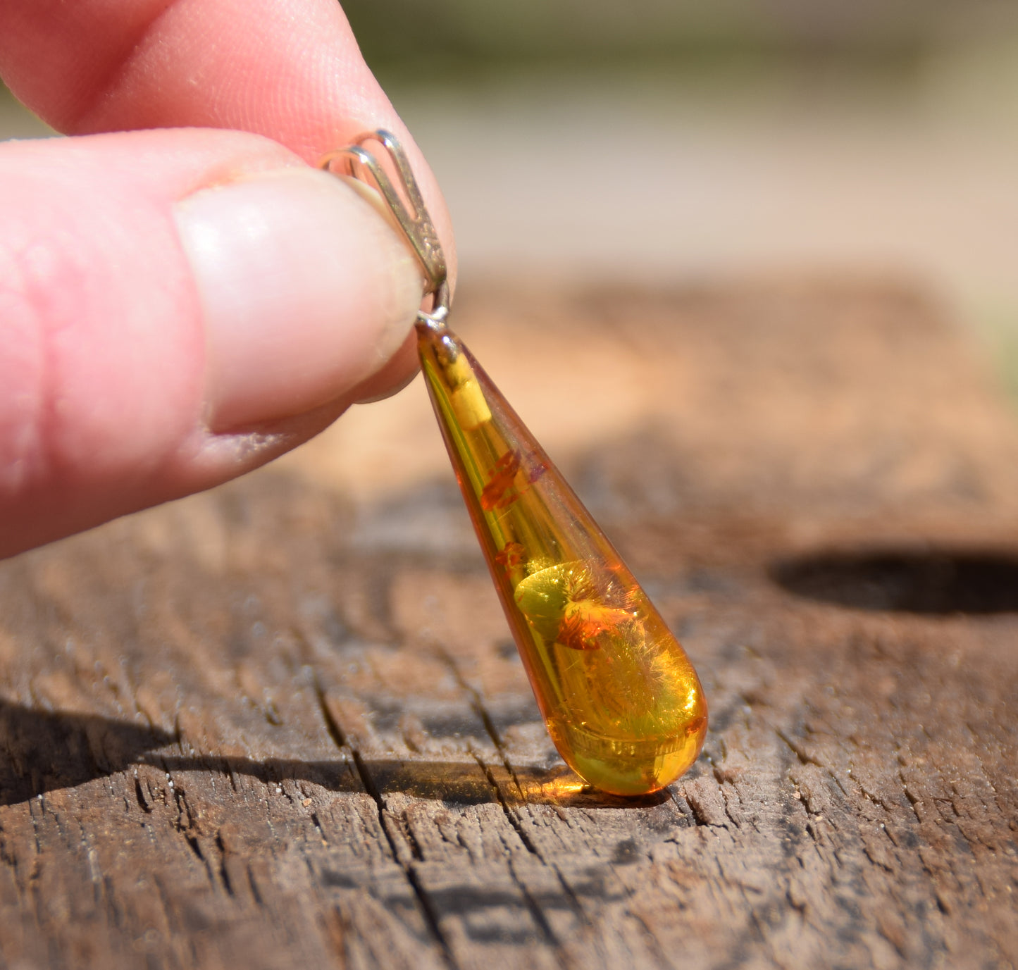MJ Baltica, pendant, natural Baltic Amber, 925 Silver, 18k Gold Plated, handmade, drop, faceted, BZW086