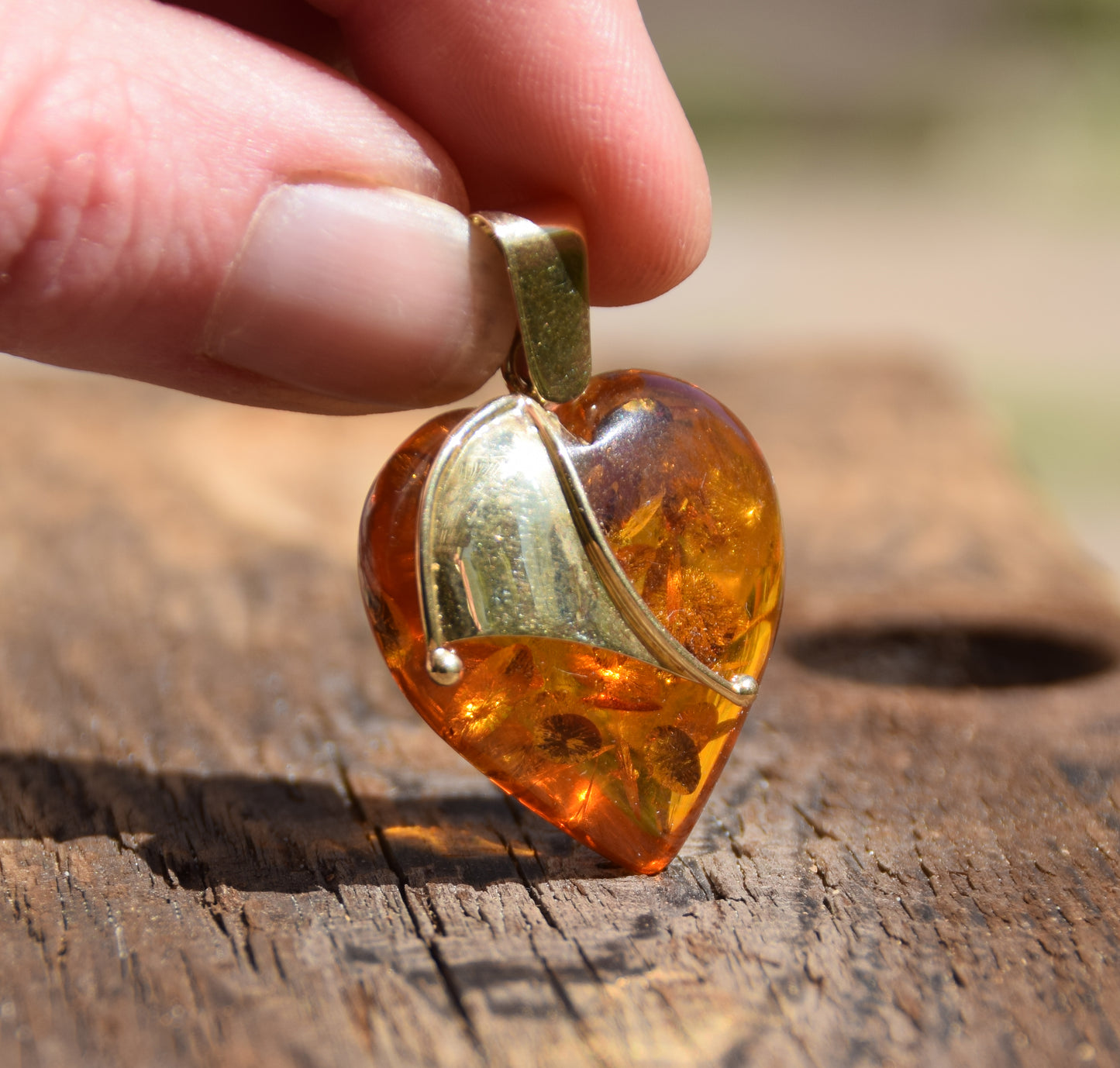 Large Heart Pendant in Natural Amber and 18k Gold Plated Sterling Silver, MJ Baltica, BZW099