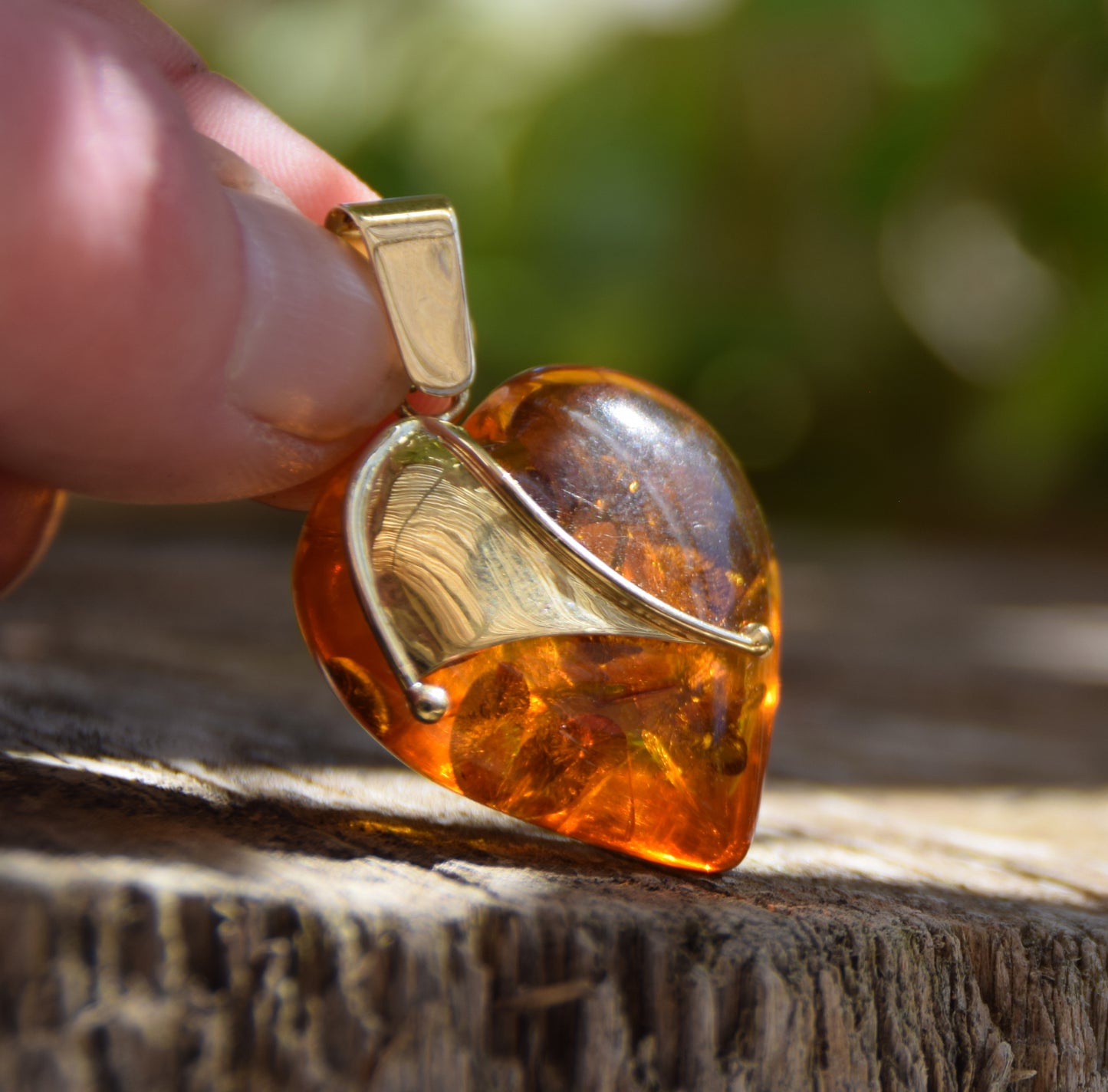 Large Heart Pendant in Natural Amber and 18k Gold Plated Sterling Silver, MJ Baltica, BZW099