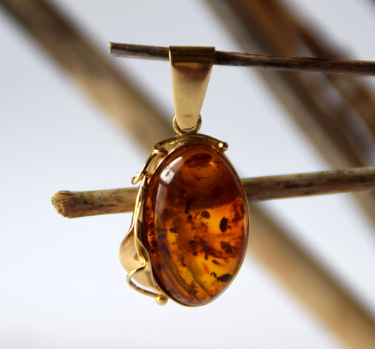 MJ Baltica, pendant, natural Amber, Silver, Gold plated, handcrafted, oval, vintage, luminous, BZW122