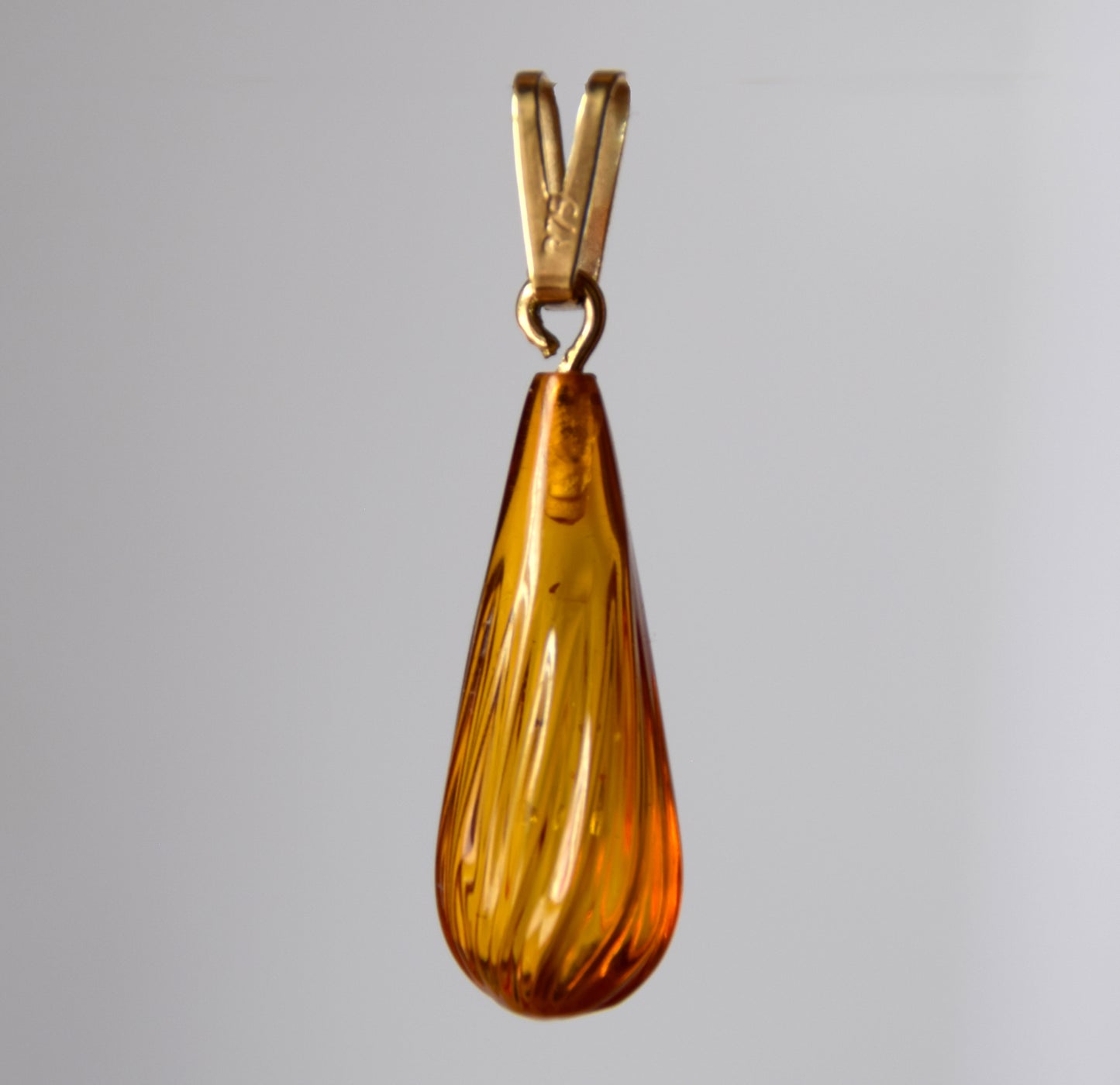 MJ Baltica, pendant, natural Amber, Silver, Gold plated, handcrafted, drop, luminous, BZW126