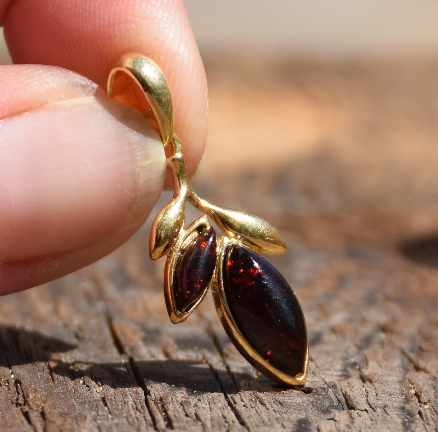 Delicate pendant with dark brown natural Amber leaves and 18k Gold plated Silver, MJ Baltica, BZW128