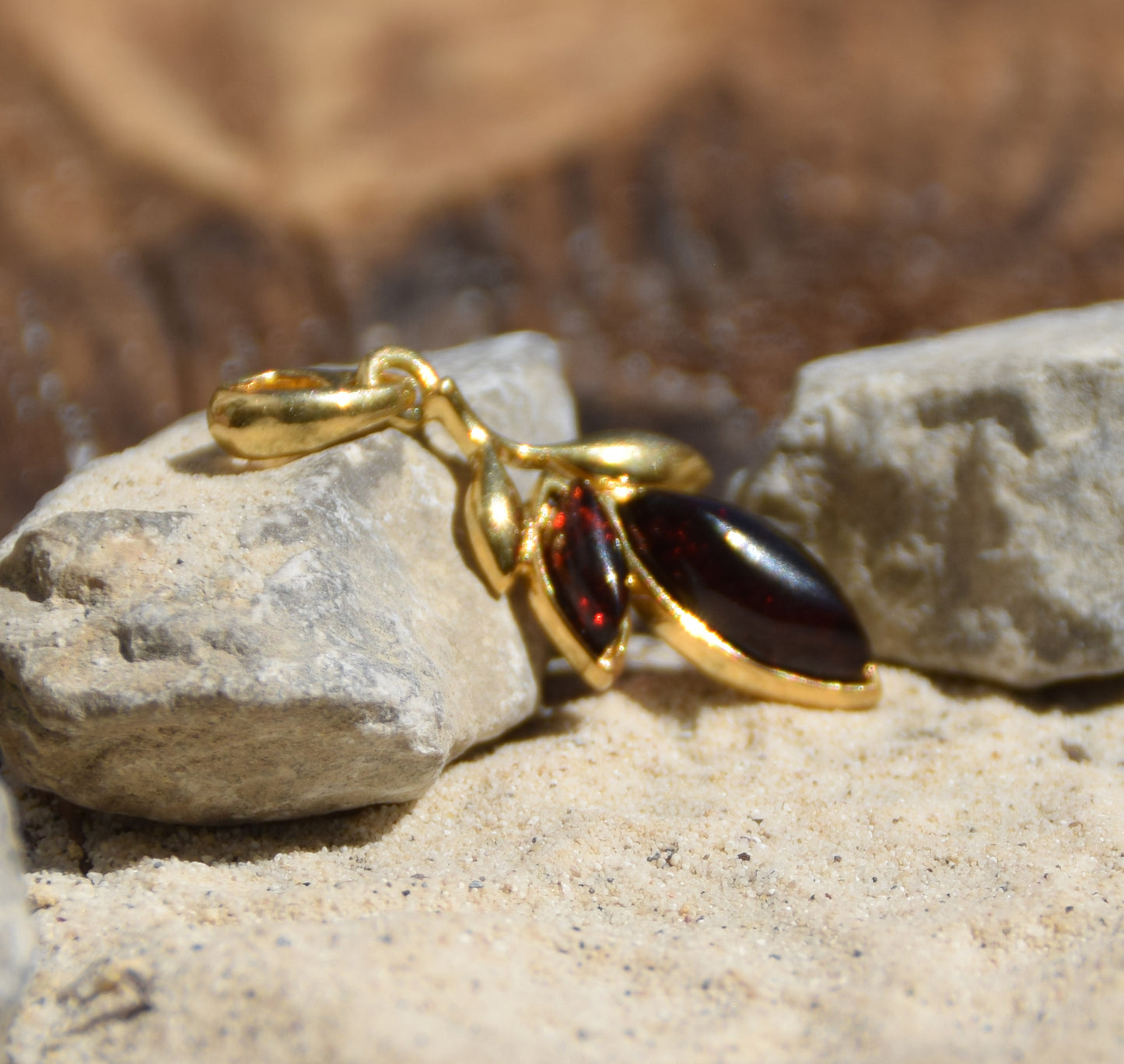Delicate pendant with dark brown natural Amber leaves and 18k Gold plated Silver, MJ Baltica, BZW128