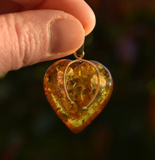 MJ Baltica, pendant, natural Amber, Silver, Gold plated, handcrafted, heart, luminous, BZW130