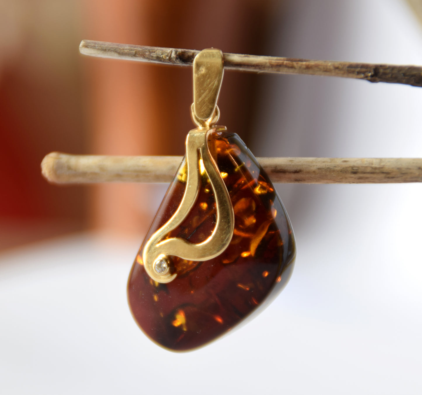 MJ Baltica, pendant, Natural Amber, Silver, Gold plated, handcrafted, large, dark brown amber, BZW134