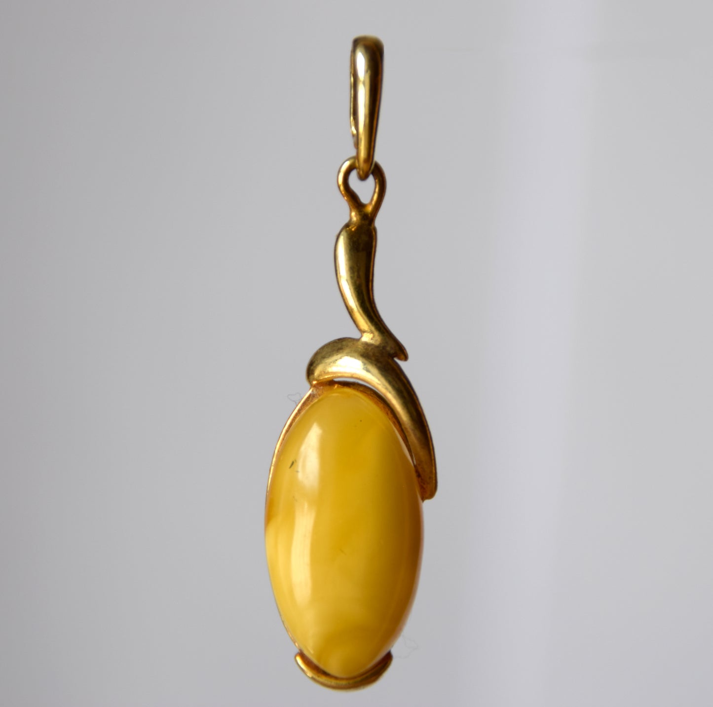 MJ Baltica, pendant, natural Amber, Silver, Gold plated, handcrafted, luminous, imperial amber, BZW137