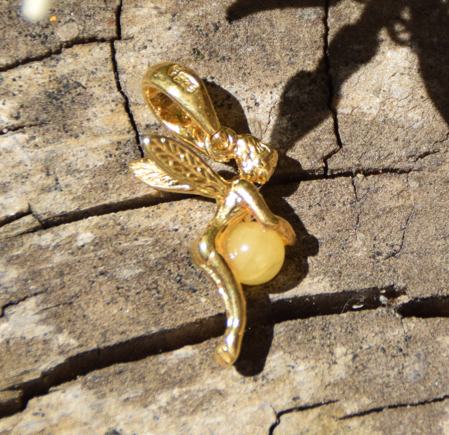 Delicate fairy pendant in 925 Sterling Silver plated with 18k Gold and Imperial Natural Amber, MJ Baltica, BZW161