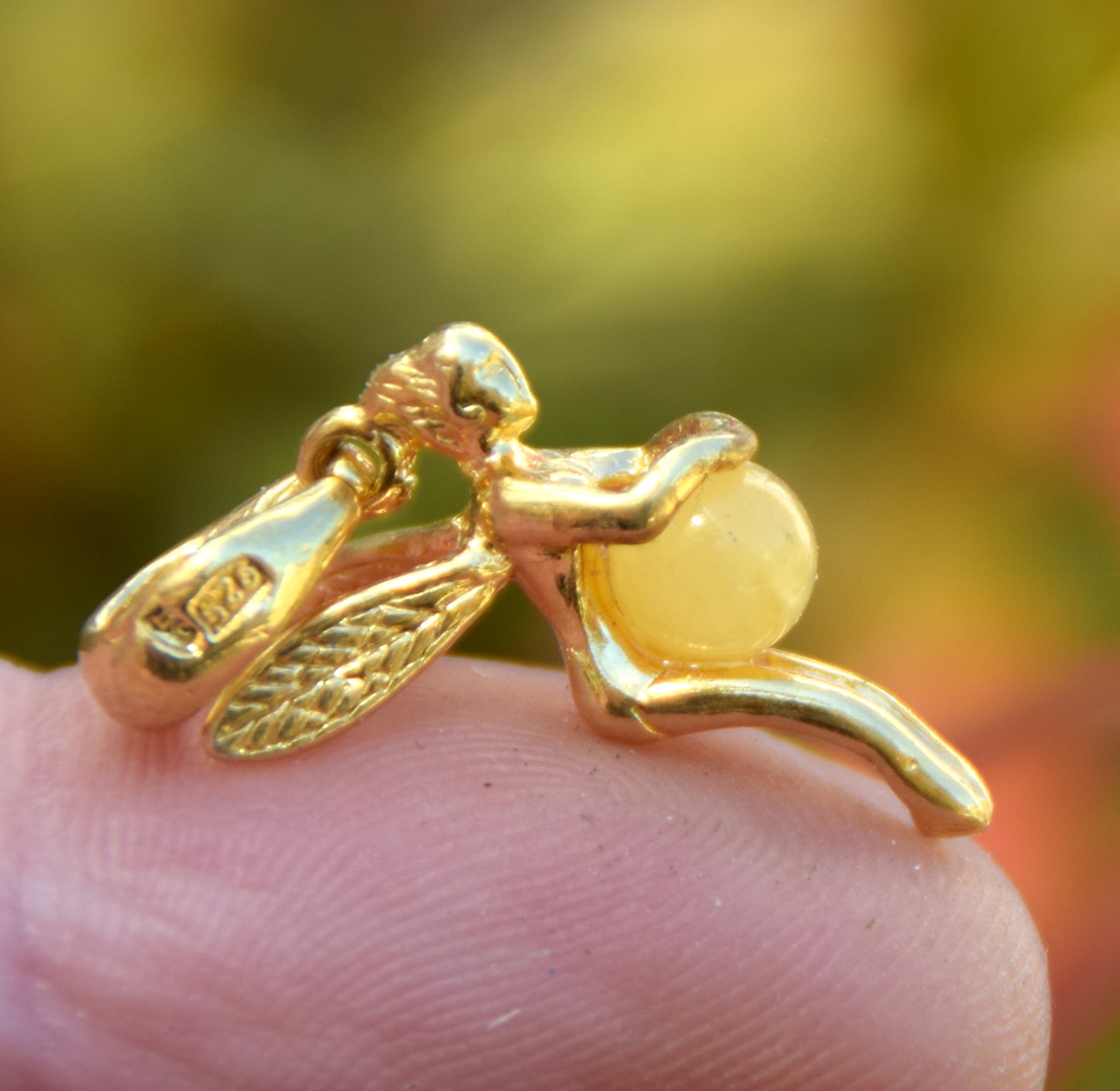 Delicate fairy pendant in 925 Sterling Silver plated with 18k Gold and Imperial Natural Amber, MJ Baltica, BZW161