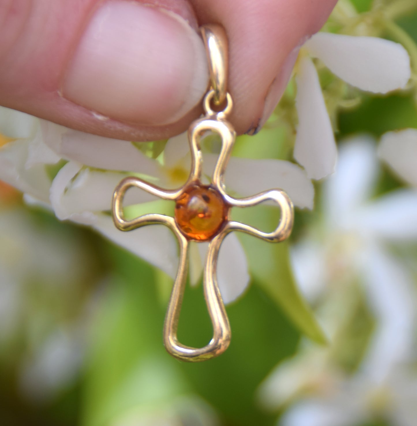 Cross pendant in essential style in 925 Sterling Silver plated with 18k Gold and natural Amber, MJ Baltica, BZW167