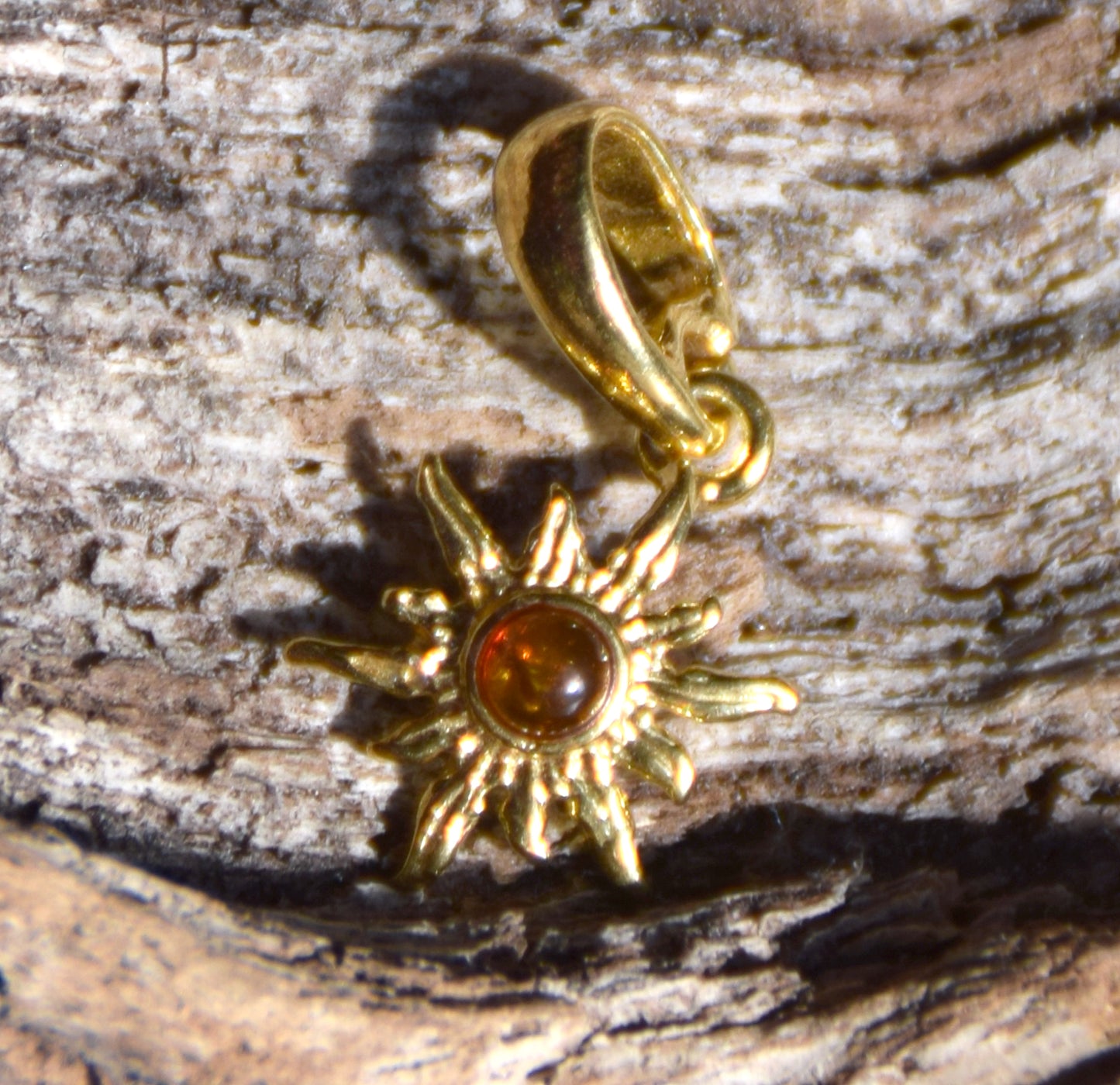 Delicate sun pendant with natural cognac brown Amber in 18k Gold plated Silver, MJ Baltica, BZW174