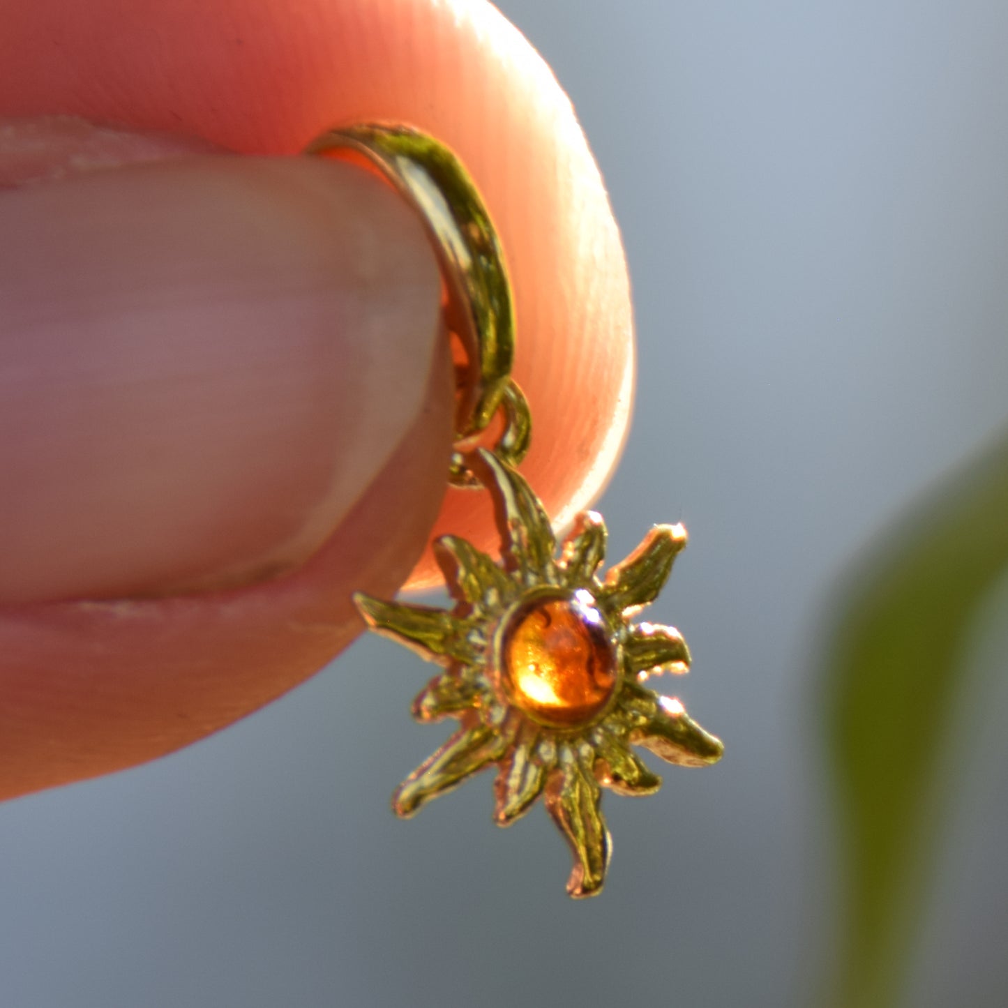 Delicate sun pendant with natural cognac brown Amber in 18k Gold plated Silver, MJ Baltica, BZW174