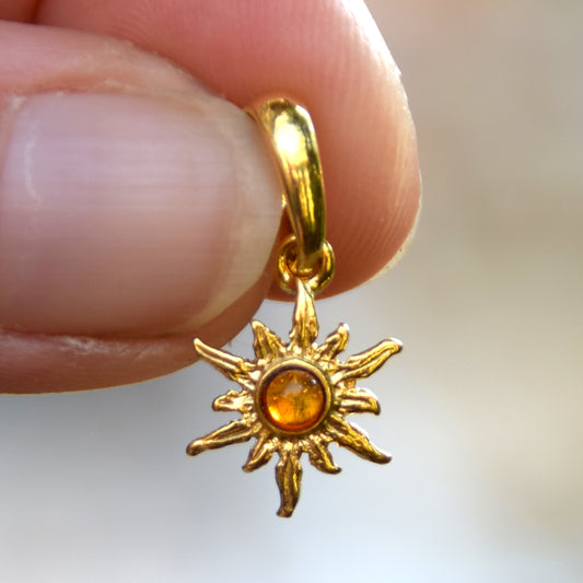 Delicate sun pendant with natural cognac brown Amber in 18k Gold plated Silver, MJ Baltica, BZW174