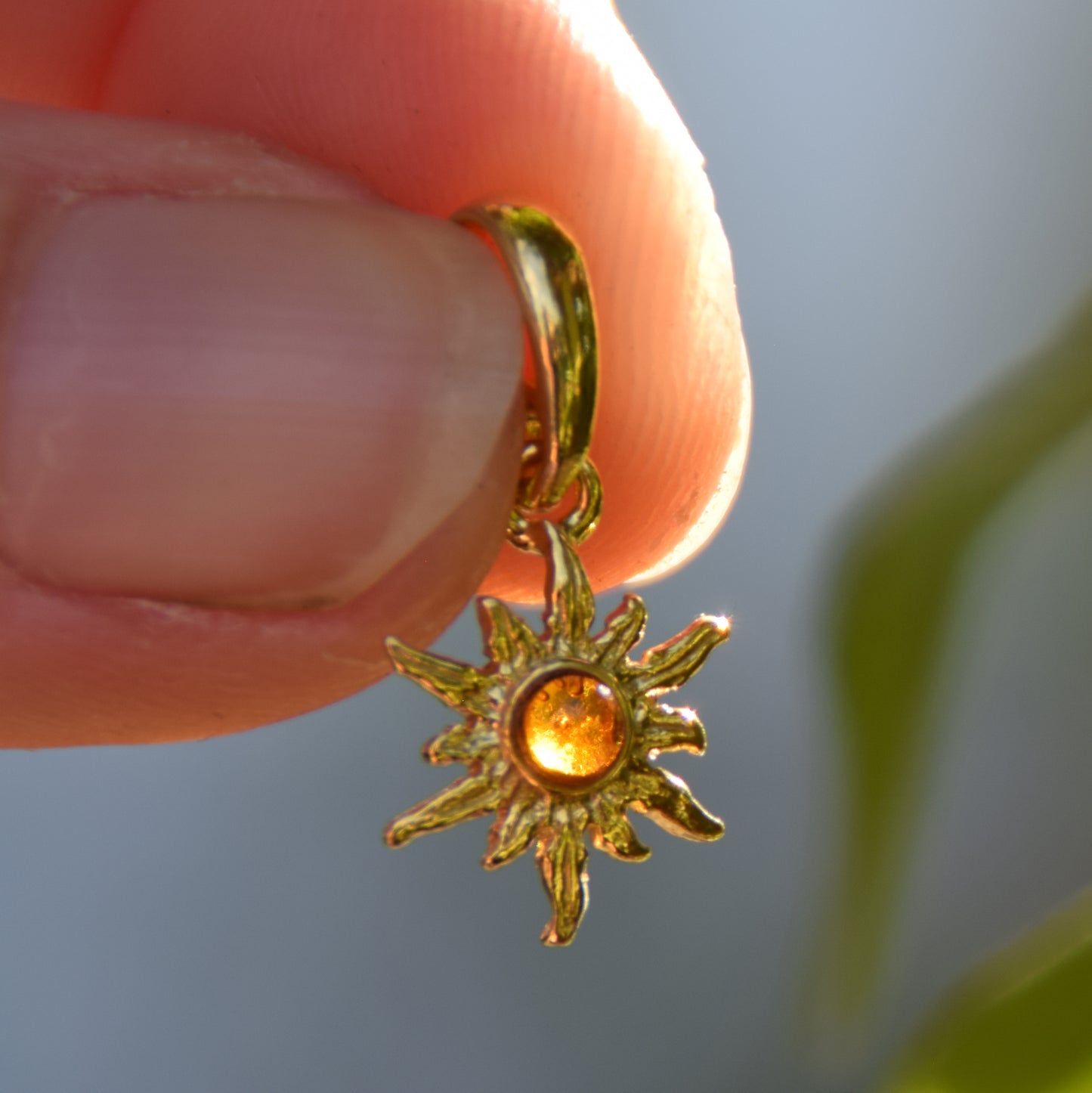 Delicate sun pendant with natural cognac brown Amber in 18k Gold plated Silver, MJ Baltica, BZW174