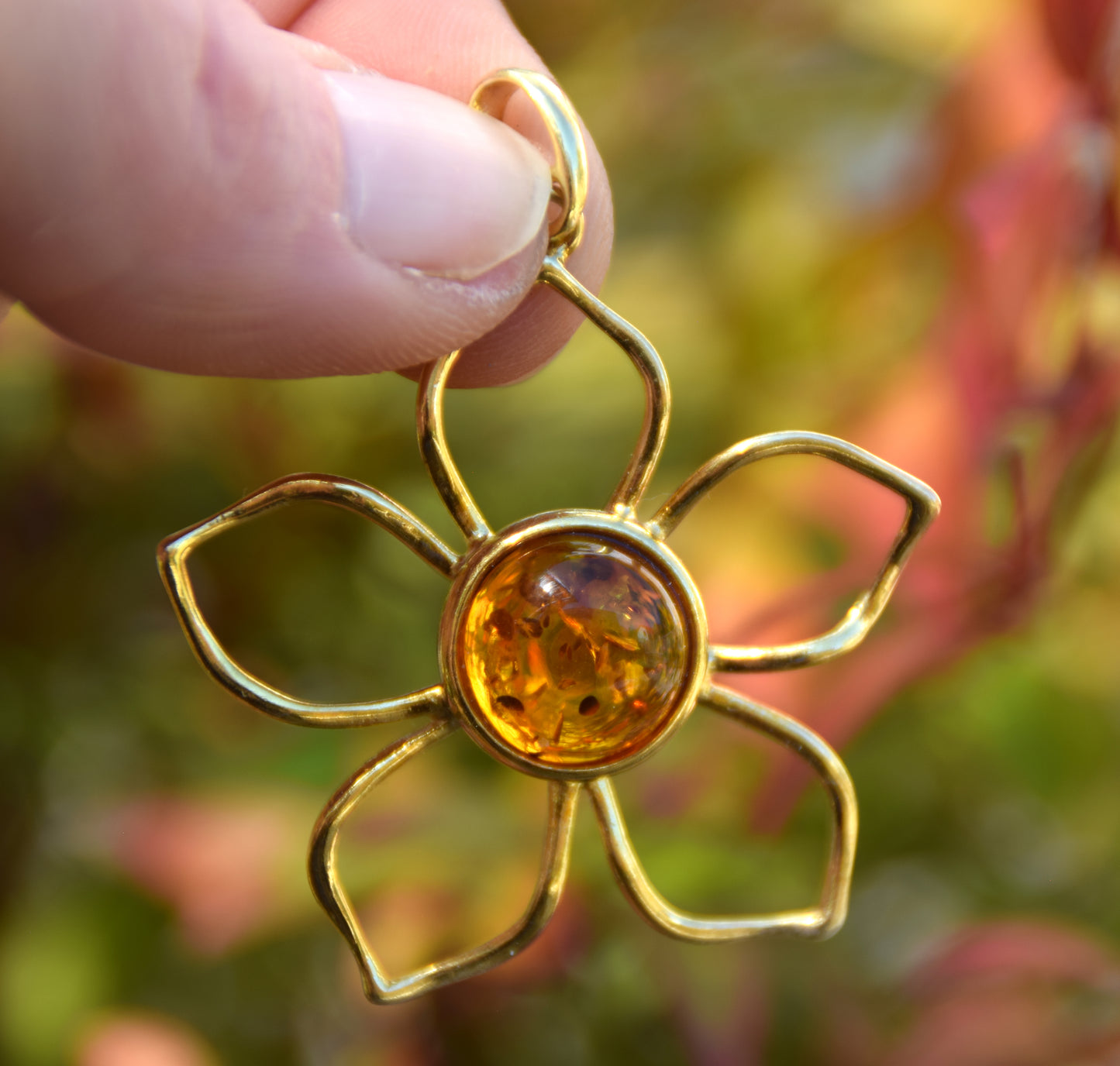 Pendant with large natural cognac amber flower and 18k gold-plated 925 sterling silver, MJ Baltica, BZW179