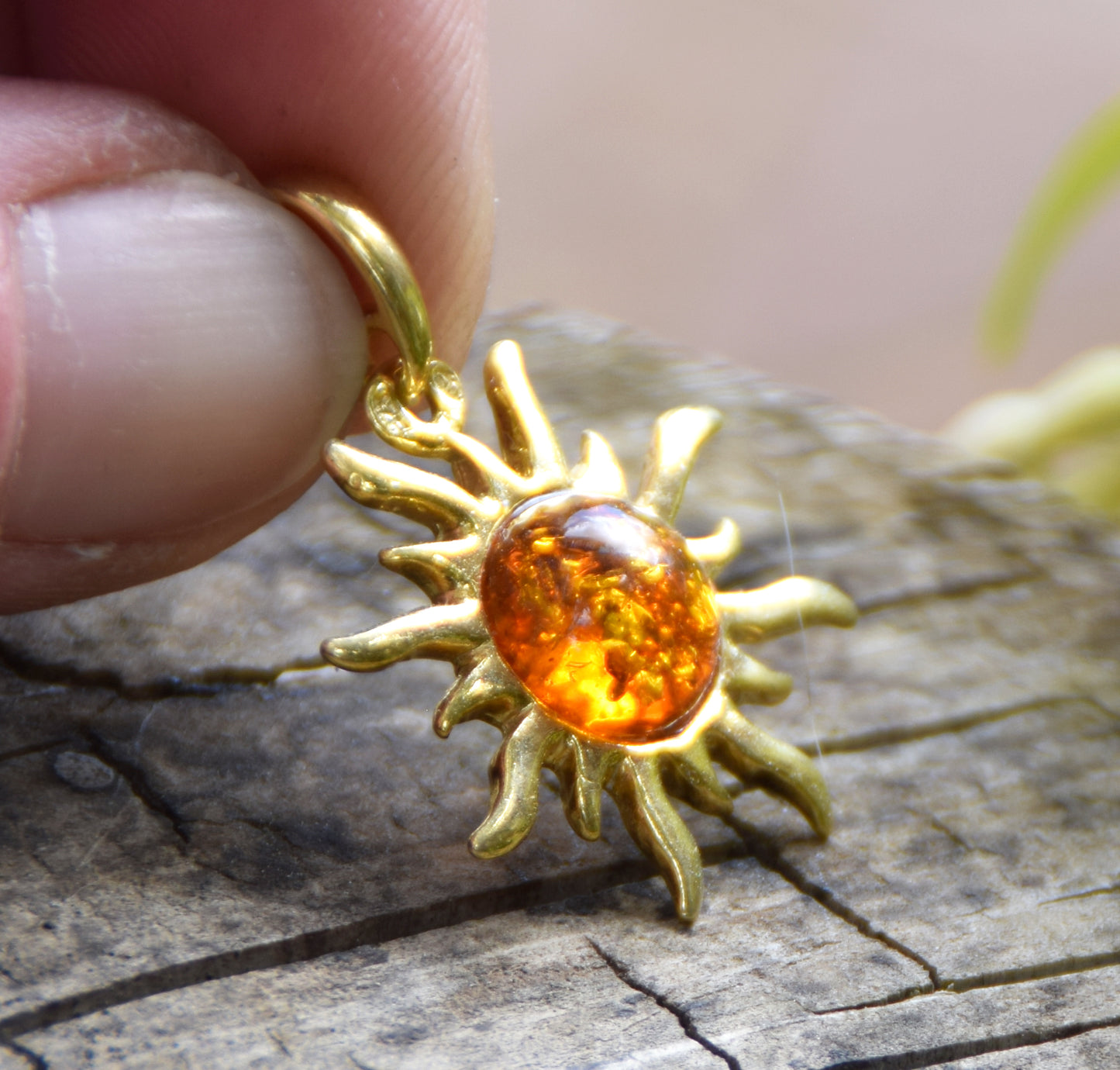 Ciondolo a sole con Ambra naturale color cognac e Argento placcato in Oro 18k, MJ Baltica, BZW042 (Copia)