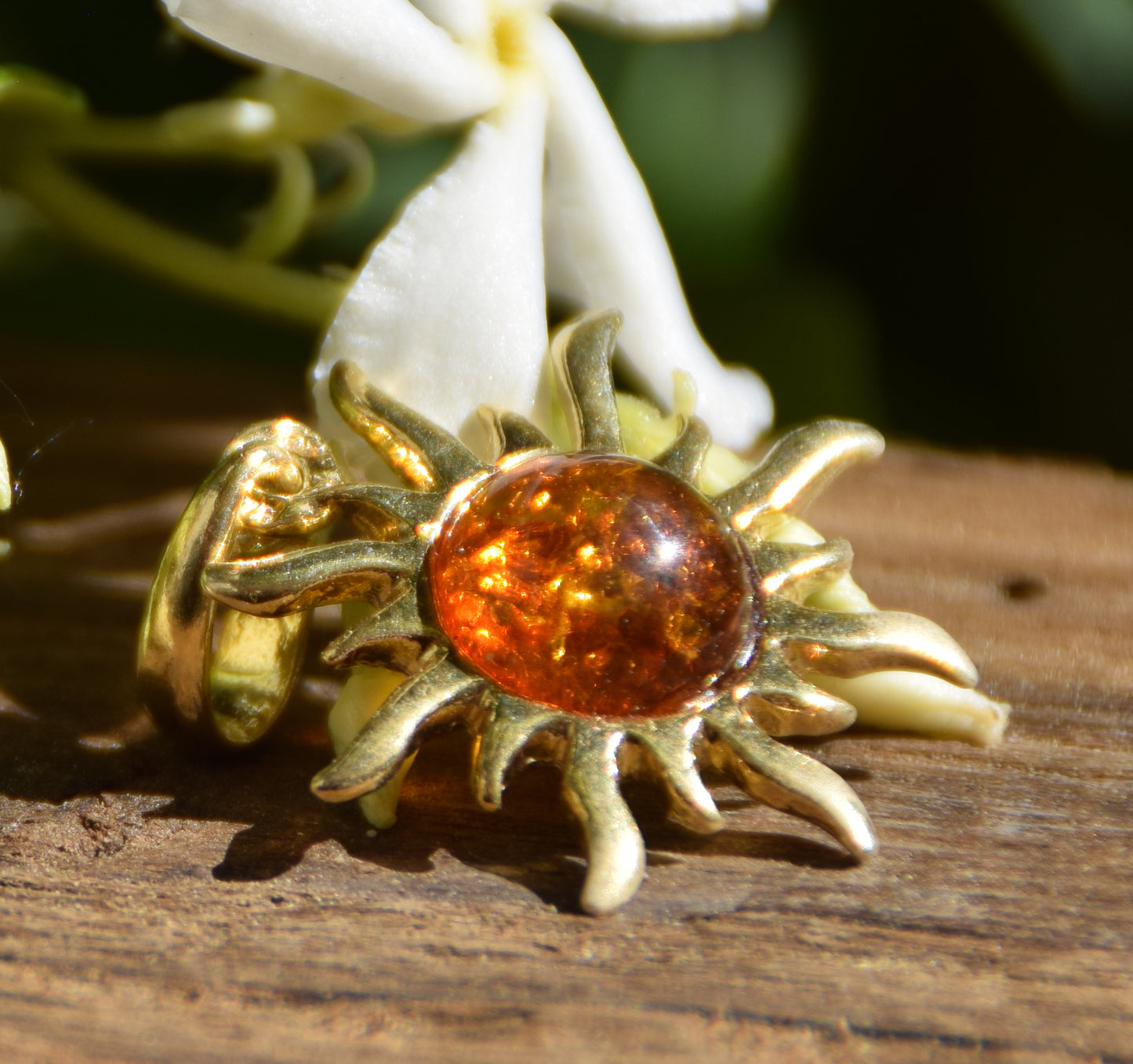 Ciondolo a sole con Ambra naturale color cognac e Argento placcato in Oro 18k, MJ Baltica, BZW042 (Copia)