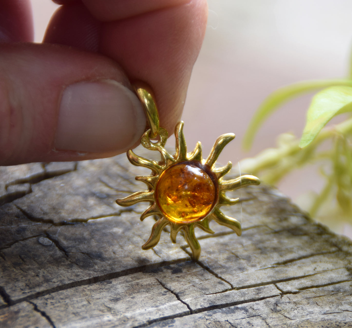 Ciondolo a sole con Ambra naturale color cognac e Argento placcato in Oro 18k, MJ Baltica, BZW042 (Copia)