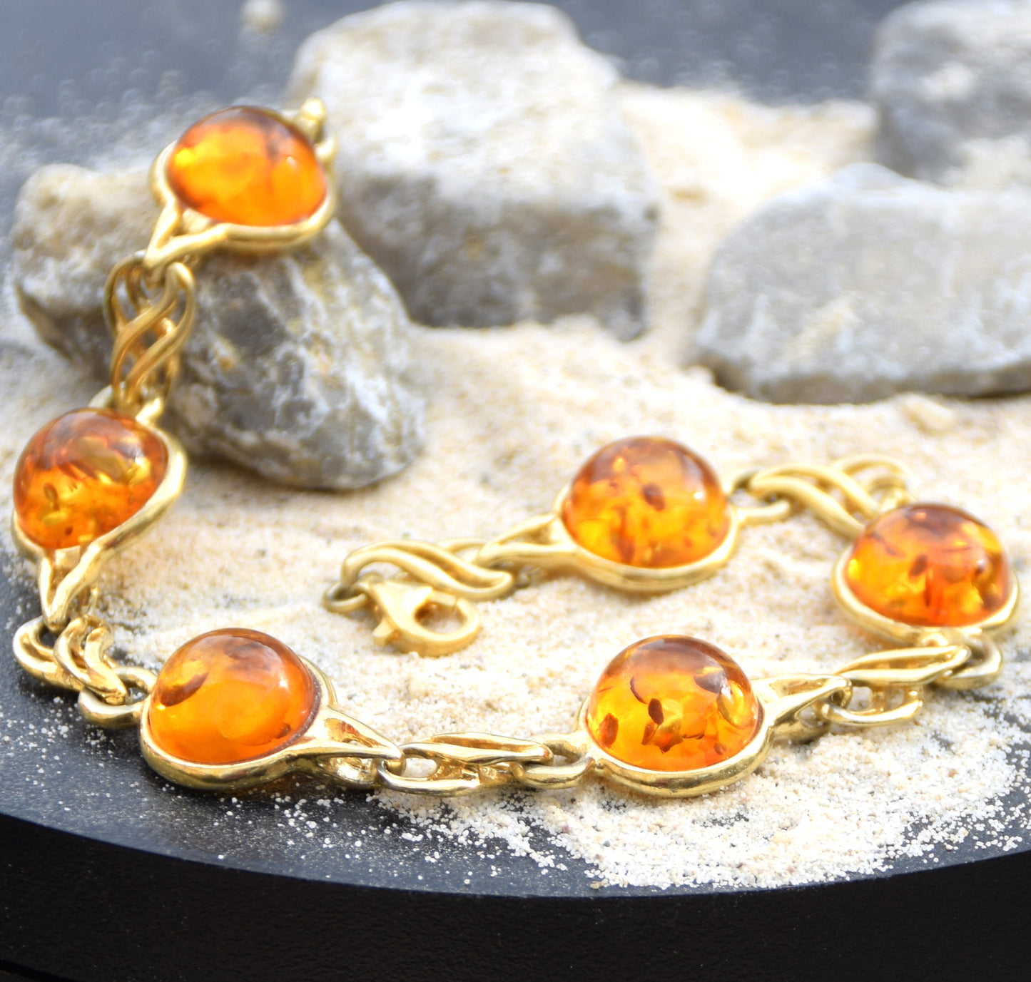 Elegante bracciale con Ambra naturale color cognac e Argento 925 placcato in Oro 18k, MJ Baltica, BZB075008 (Copia)