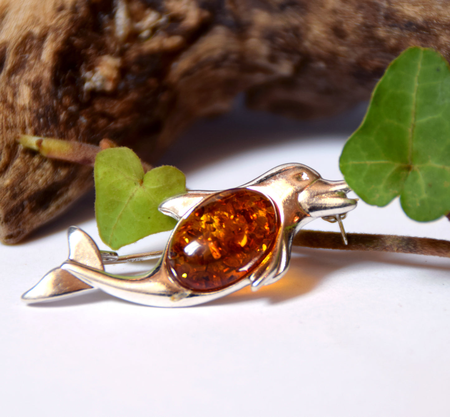 MJ Baltica, brooch, natural Baltic amber, 925 silver, dolphin, beautiful, handcrafted BBR014