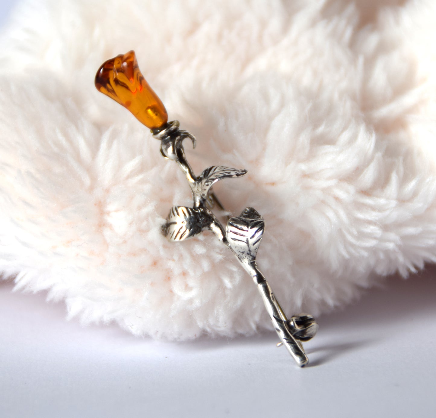 MJ Baltica, brooch, natural Baltic amber, 925 silver, pink, flower, handcrafted, BBR034