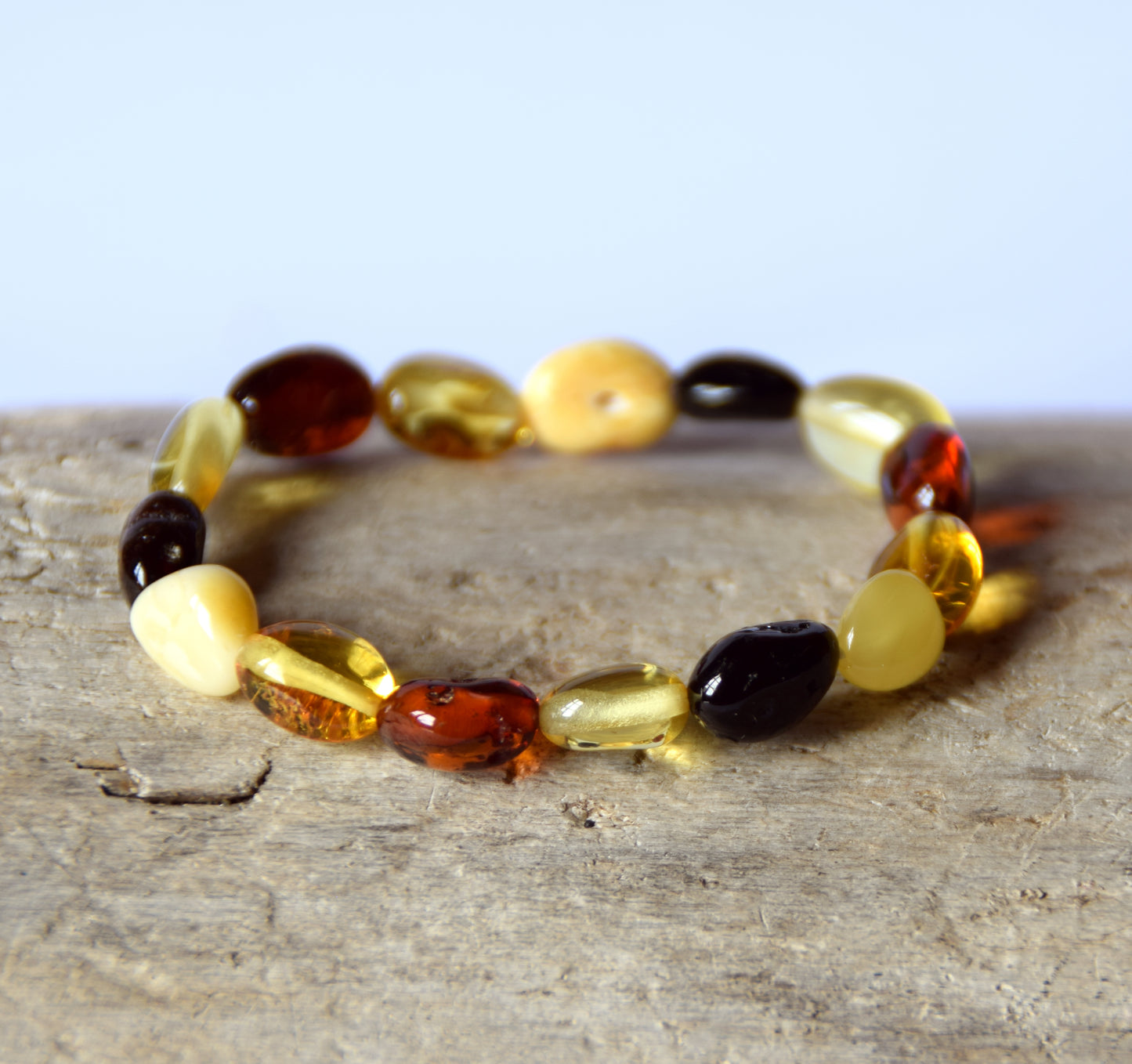 MJ Baltica, bracelet, Natural Baltic Amber, handcrafted, anti-inflammatory, delicate, for children, short, luminous, BBSbimbo2