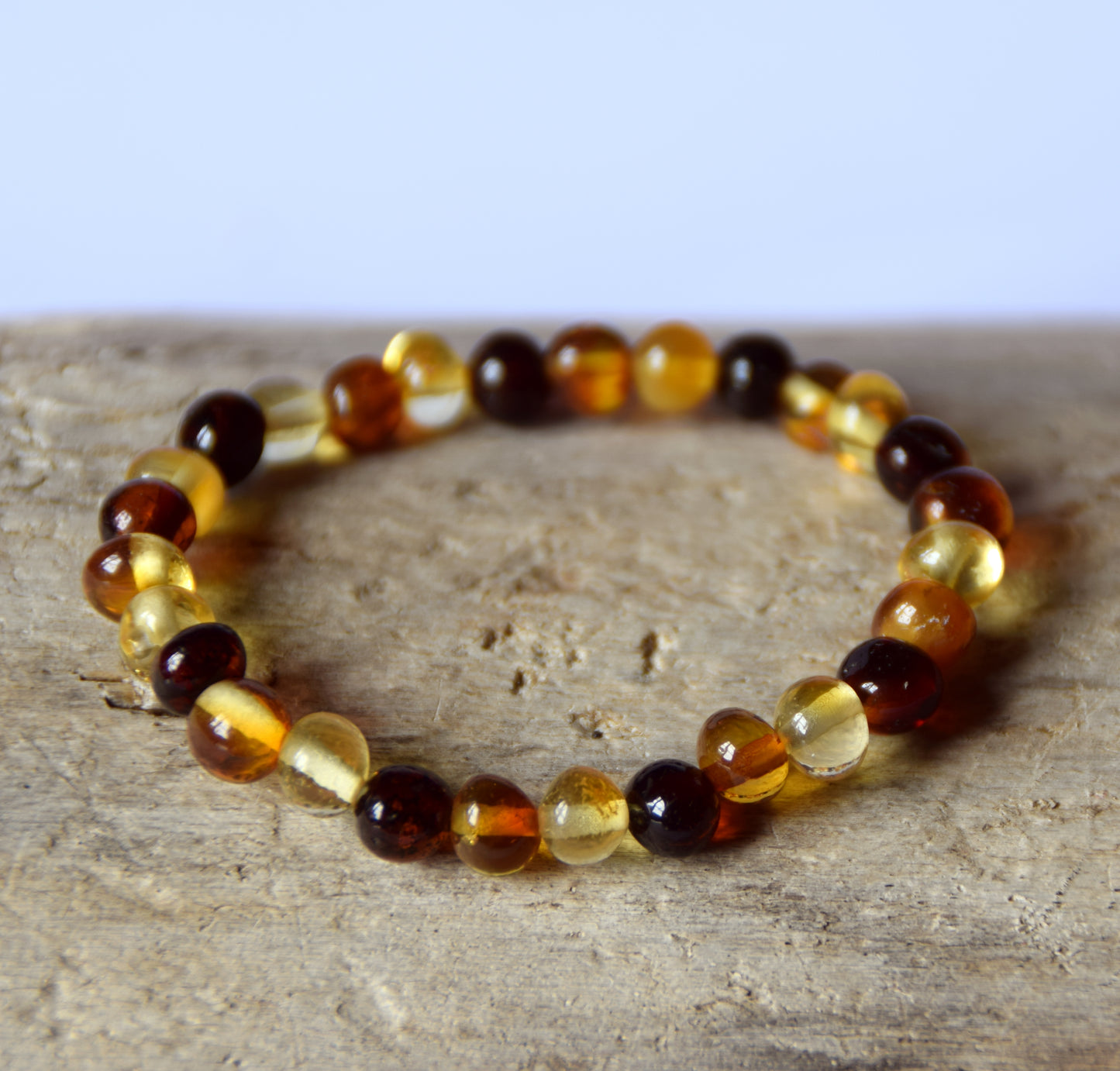 MJ Baltica, bracelet, Natural Baltic Amber, handcrafted, anti-inflammatory, delicate, for children, short, luminous, BBSbimbo3