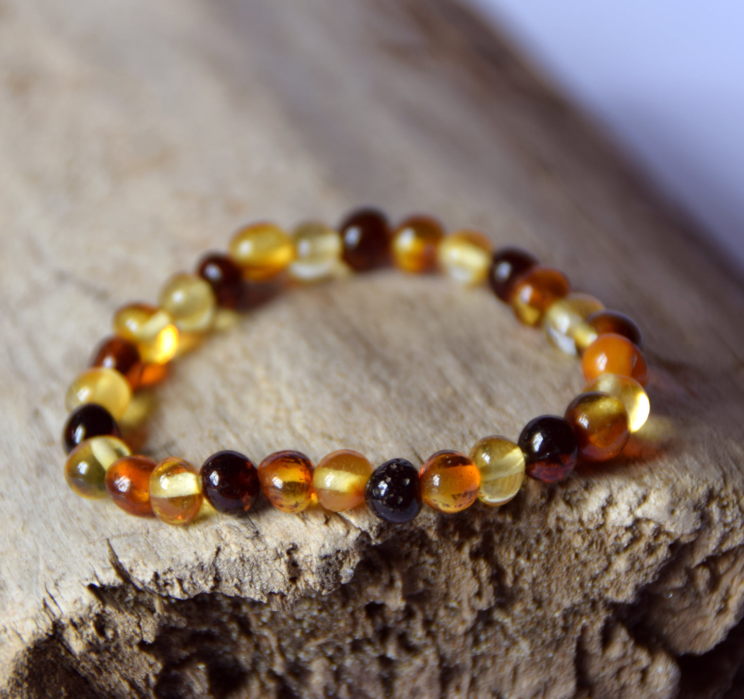 MJ Baltica, bracelet, Natural Baltic Amber, handcrafted, anti-inflammatory, delicate, for children, short, luminous, BBSbimbo3