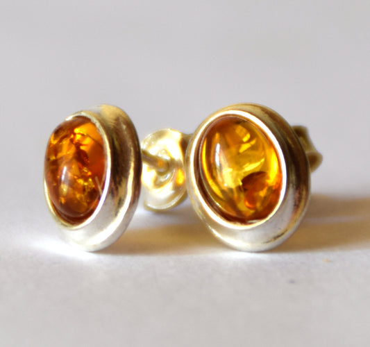 MJ Baltica, earrings, natural Baltic amber, 925 silver, oval, lobe, handcrafted, BK116