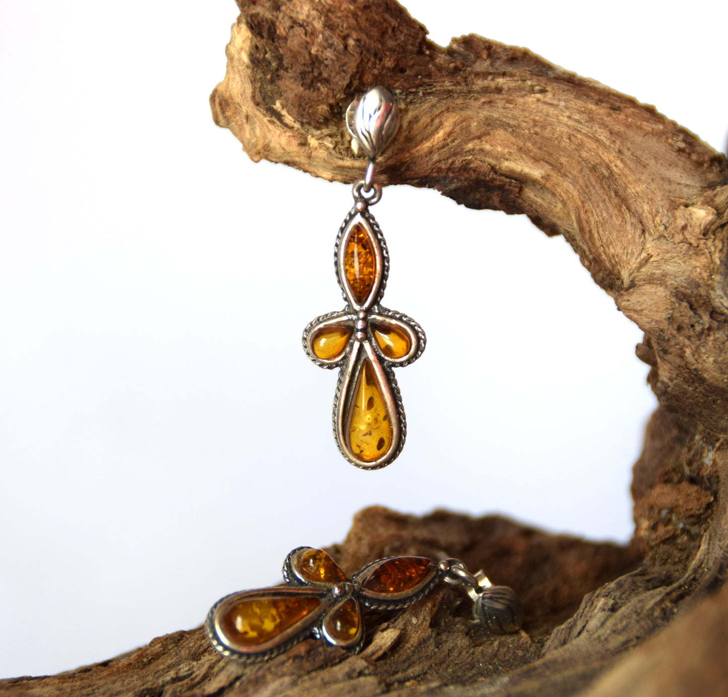 MJ Baltica, earrings, natural Baltic amber, 925 silver, vintage, elegant, feminine, cognac, BK163