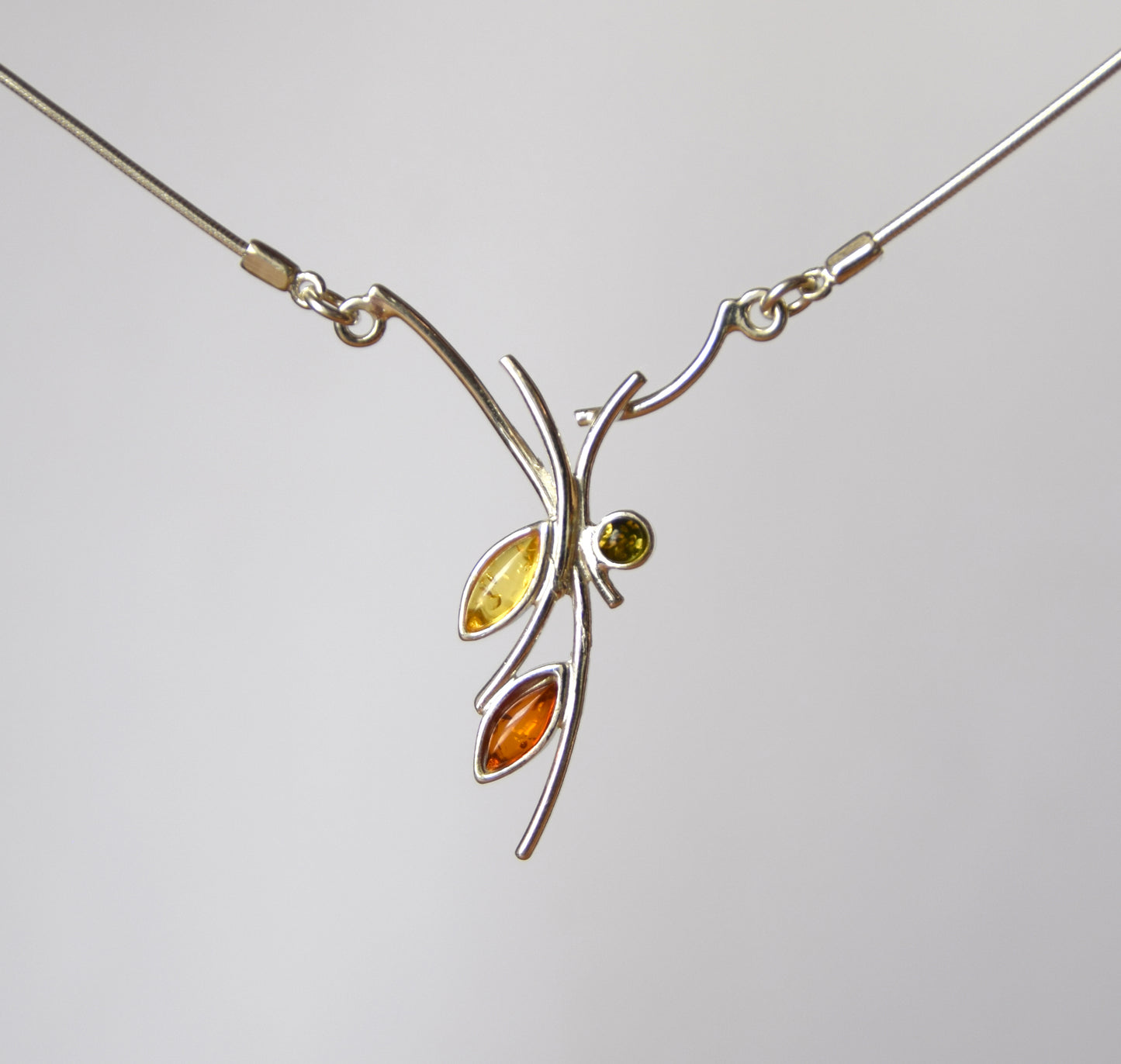 MJ Baltica, necklace, choker, natural Baltic Amber, 925 Silver, fine, strong, abstract, feminine, BKo034