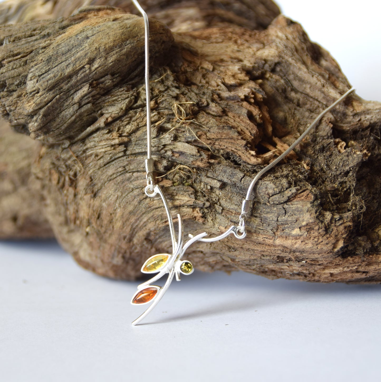 MJ Baltica, necklace, choker, natural Baltic Amber, 925 Silver, fine, strong, abstract, feminine, BKo034