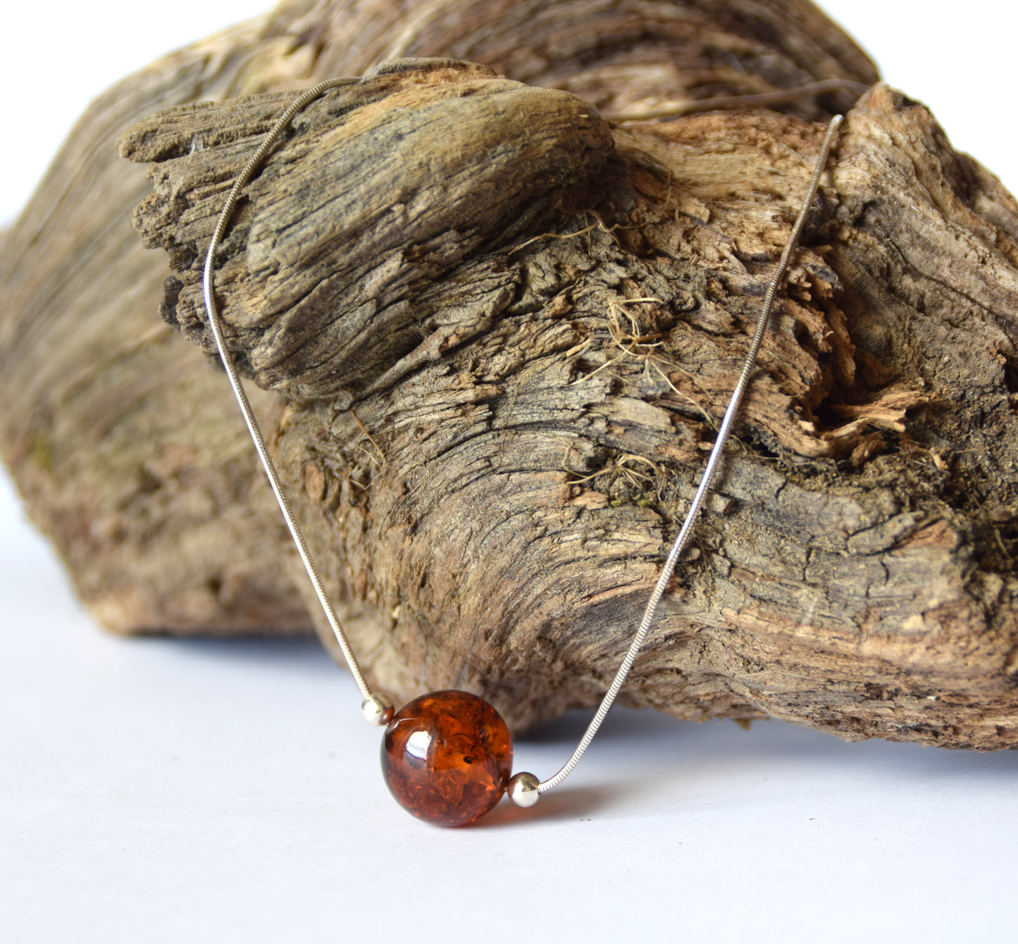 MJ Baltica, necklace, choker, natural Baltic amber, 925 silver, sphere, luminous, feminine, BKo036