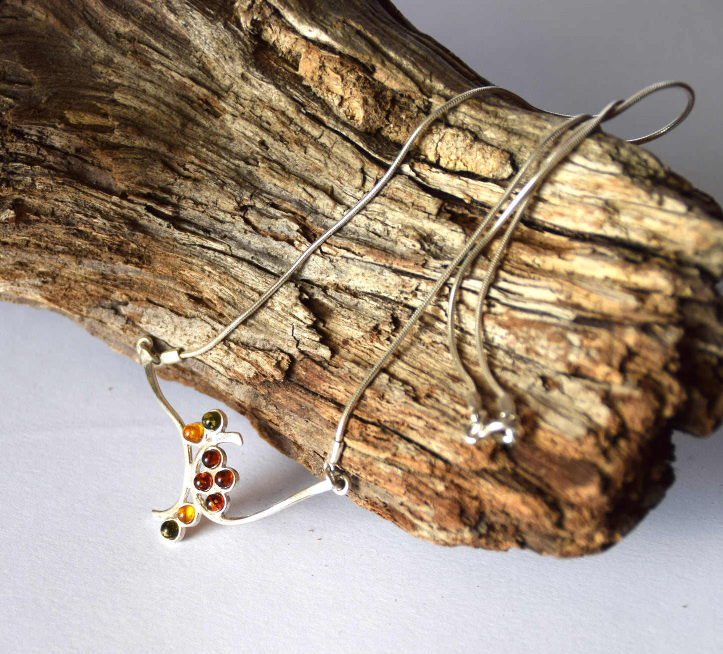 MJ Baltica, necklace, choker, natural Baltic amber, 925 silver, clusters, multicolored, elegant, BKo041